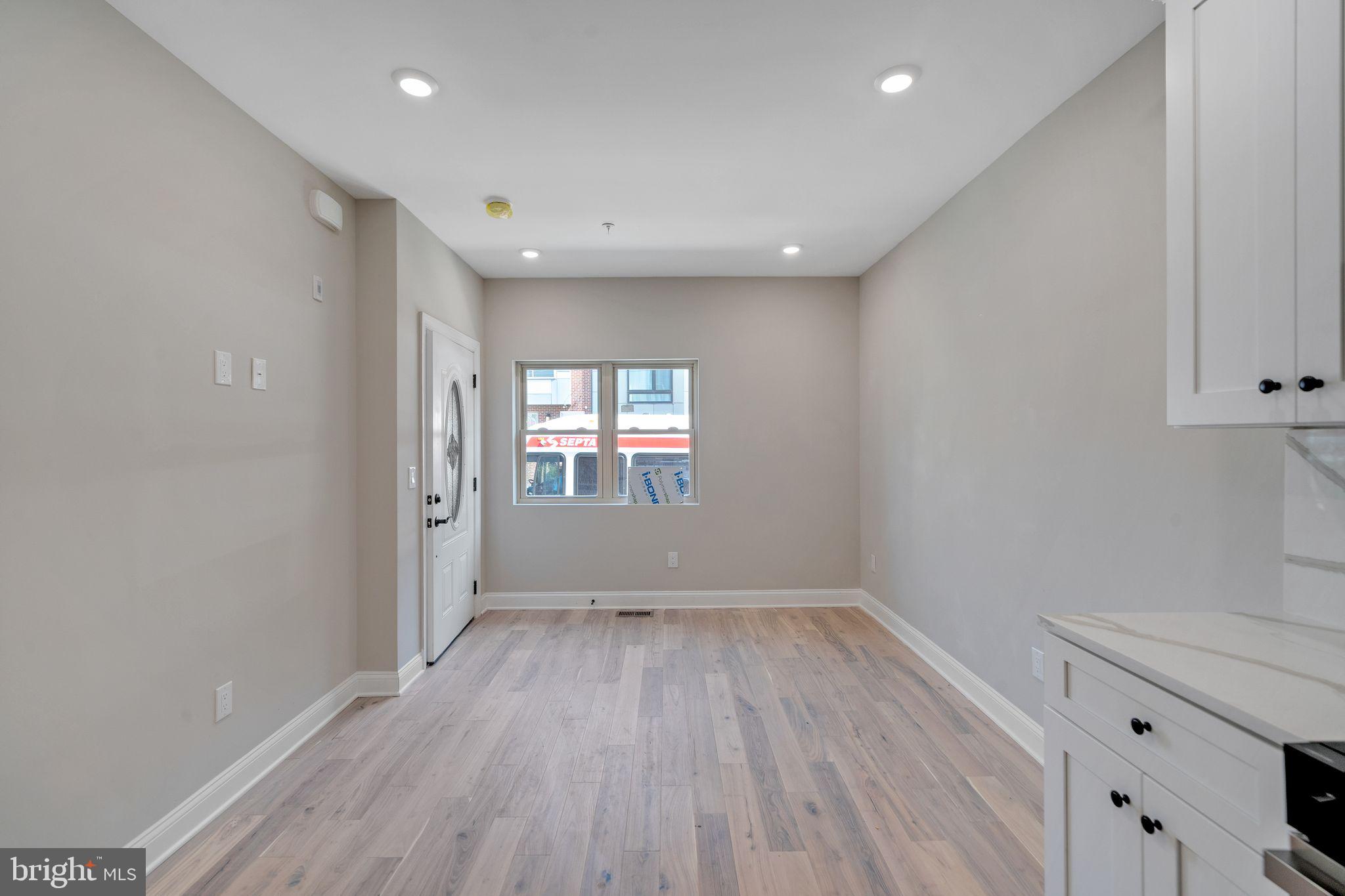POINT BREEZE - Residential Lease