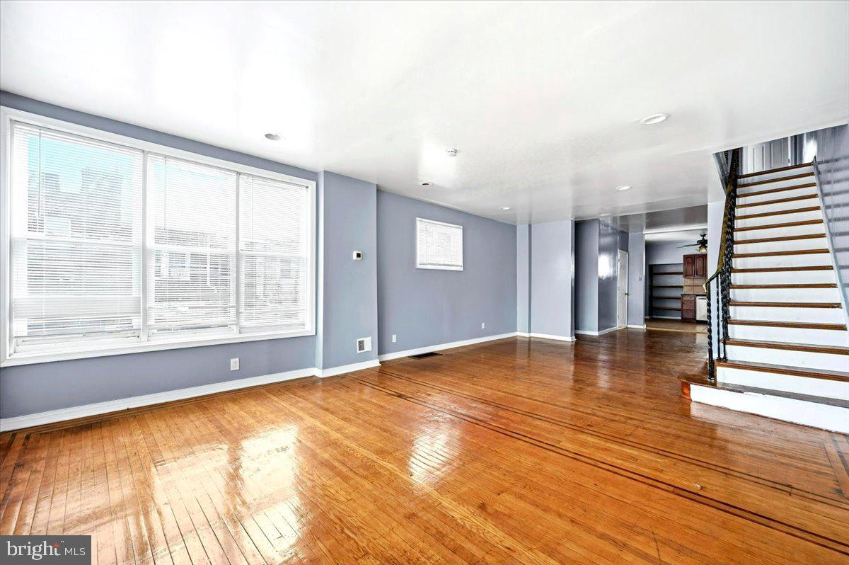 MAYFAIR - Residential