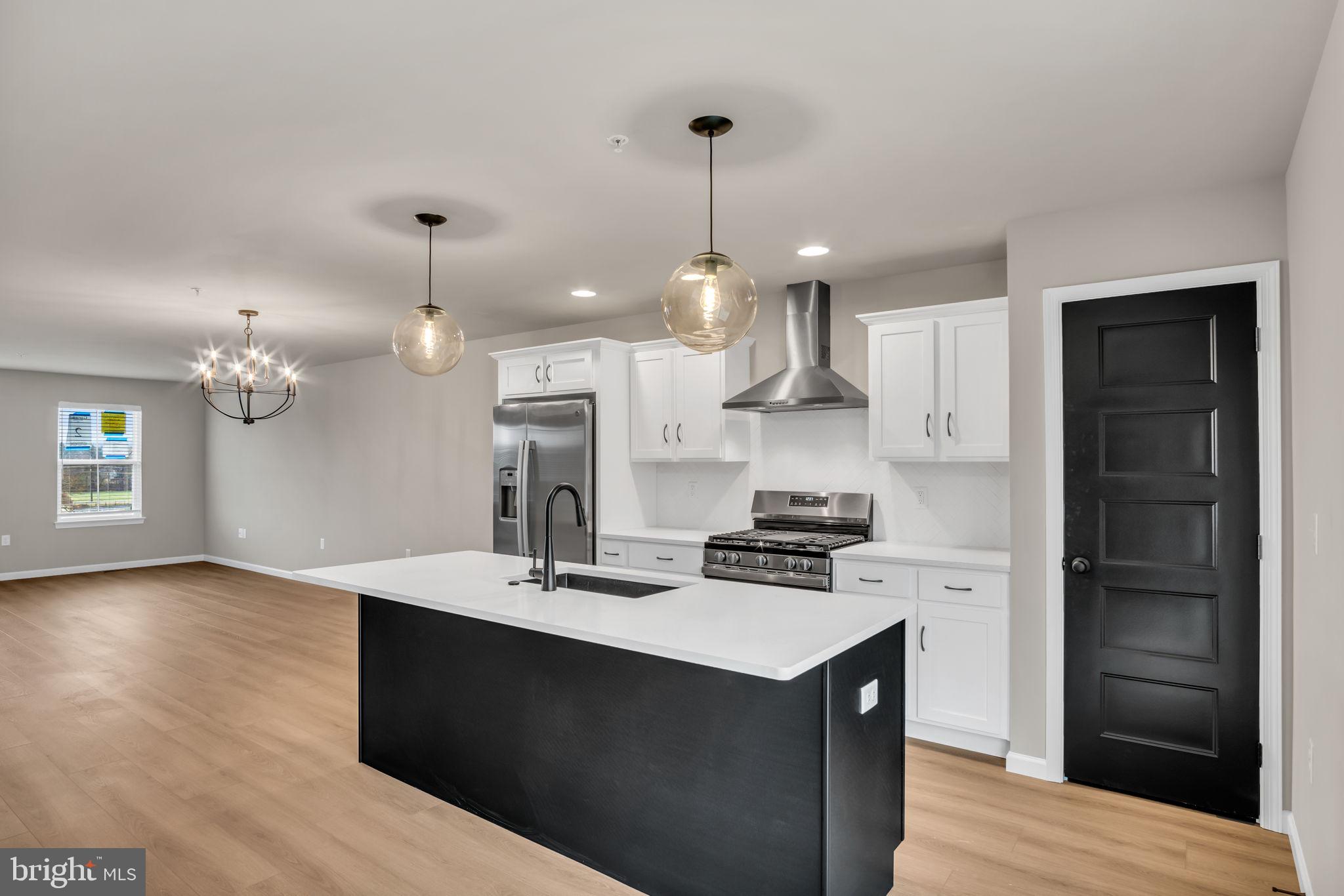 CREEK TERRACE - Residential