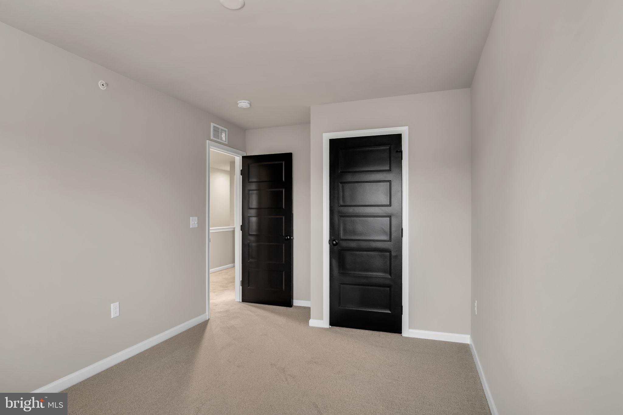 CREEK TERRACE - Residential