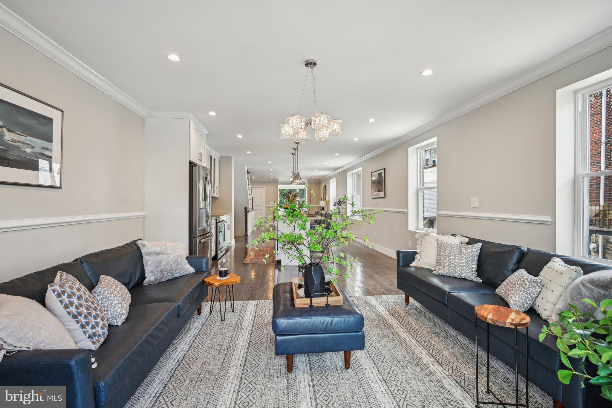 UNIVERSITY CITY - Residential