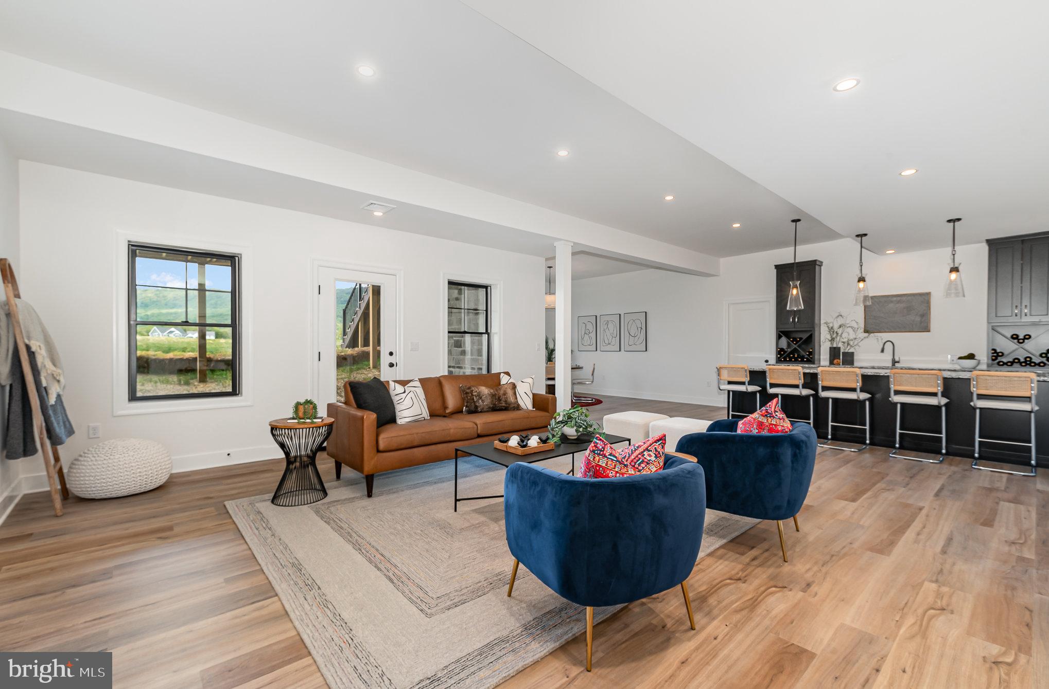 GLENDALE ESTATES - Residential