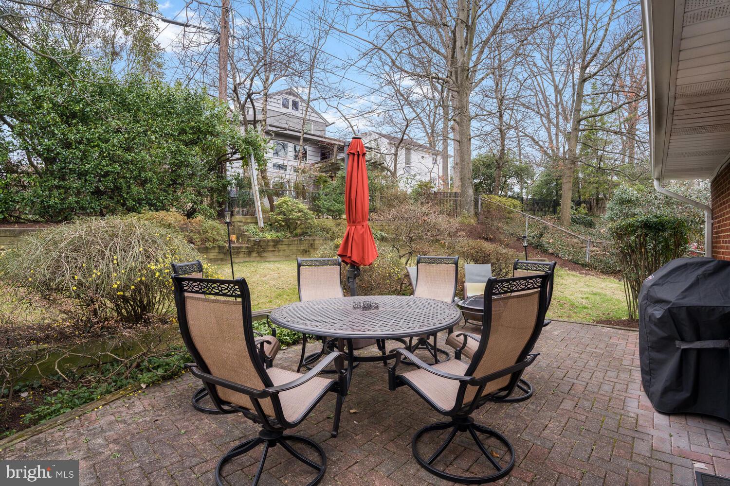 MONTICELLO PARK - Residential
