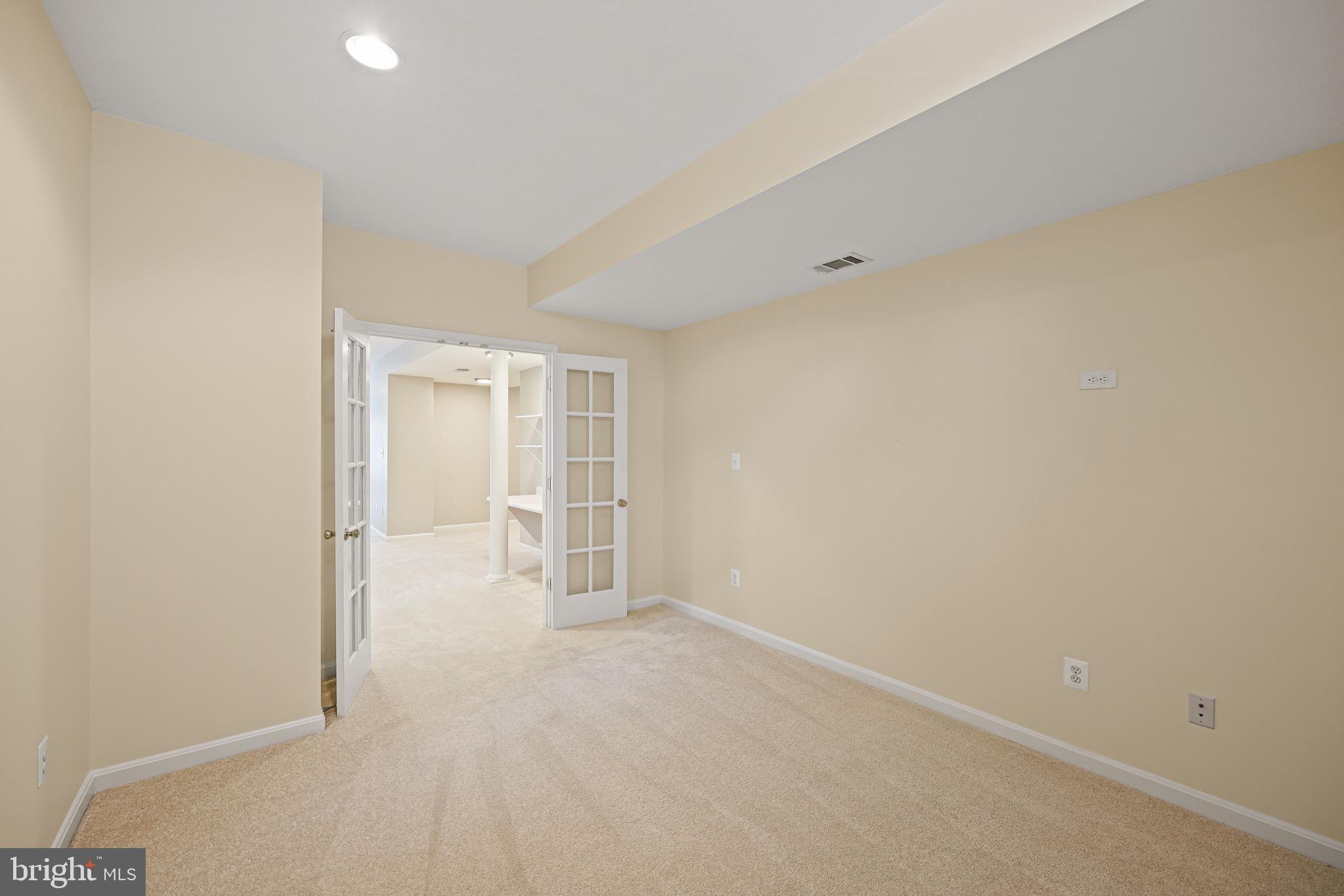 PINEY GLEN VILLAGE - Residential