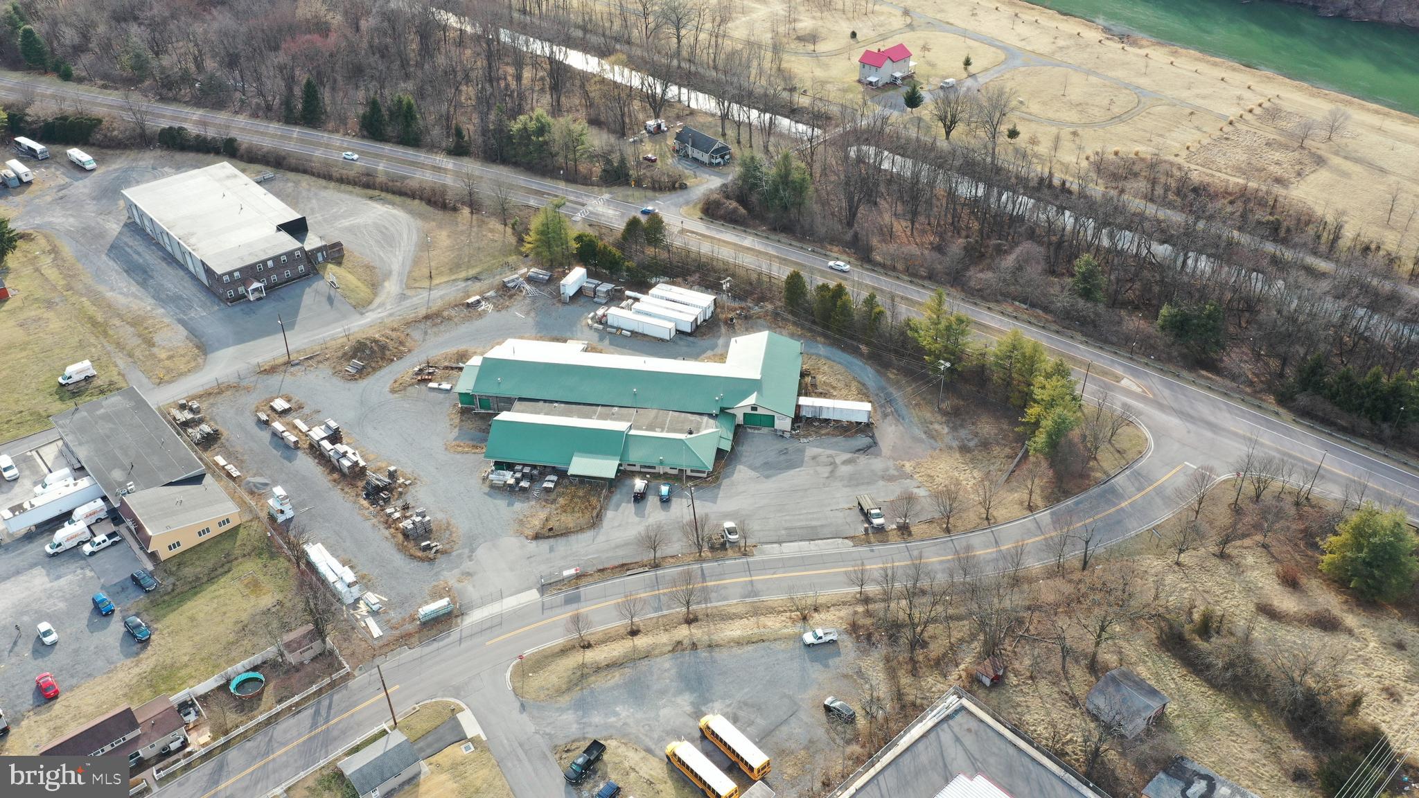 SOUTH END - Commercial Sale
