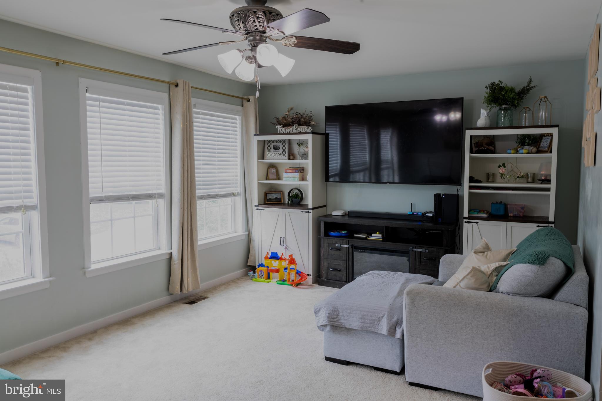 BROOKFIELD - Residential