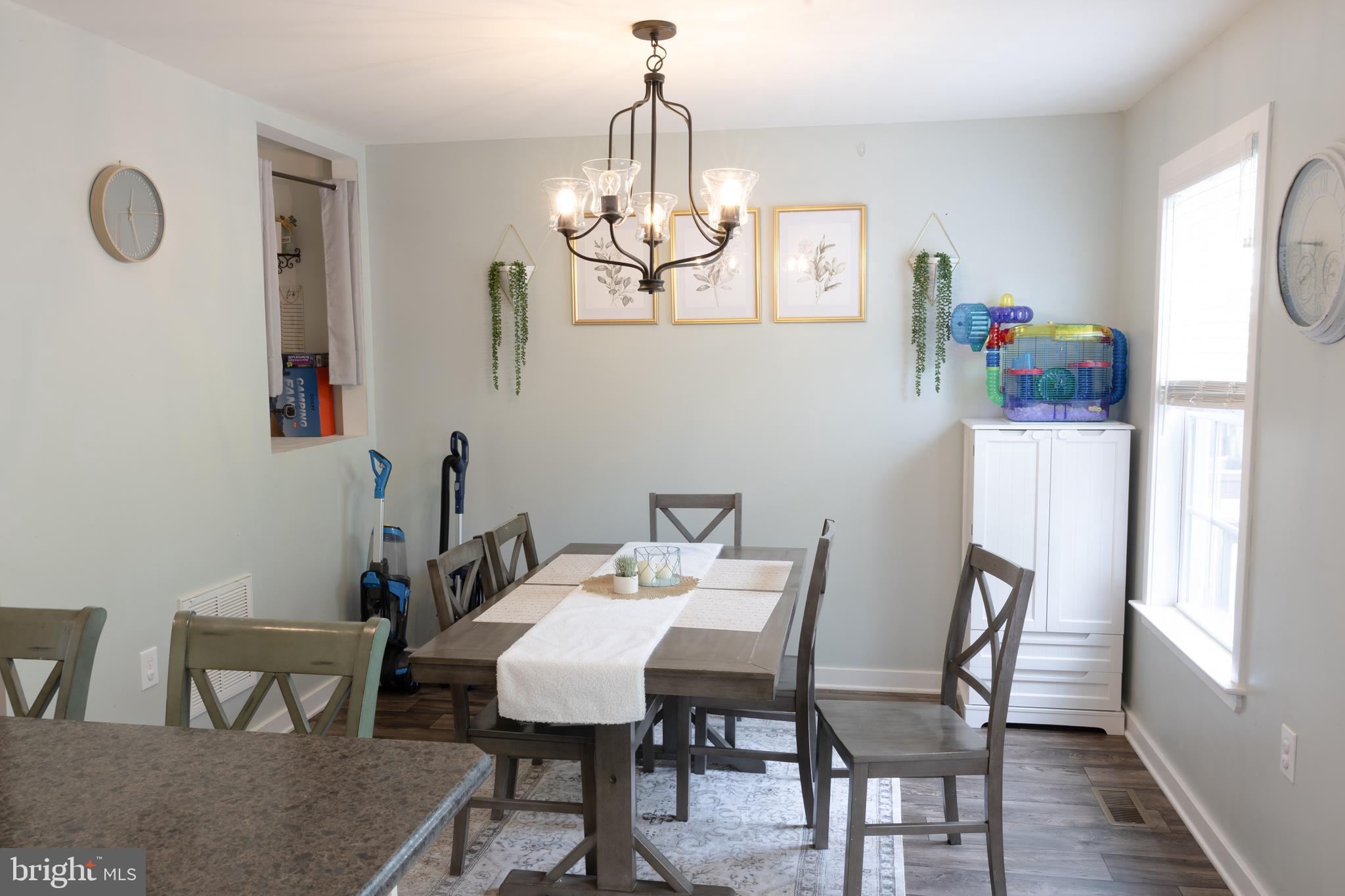 BROOKFIELD - Residential