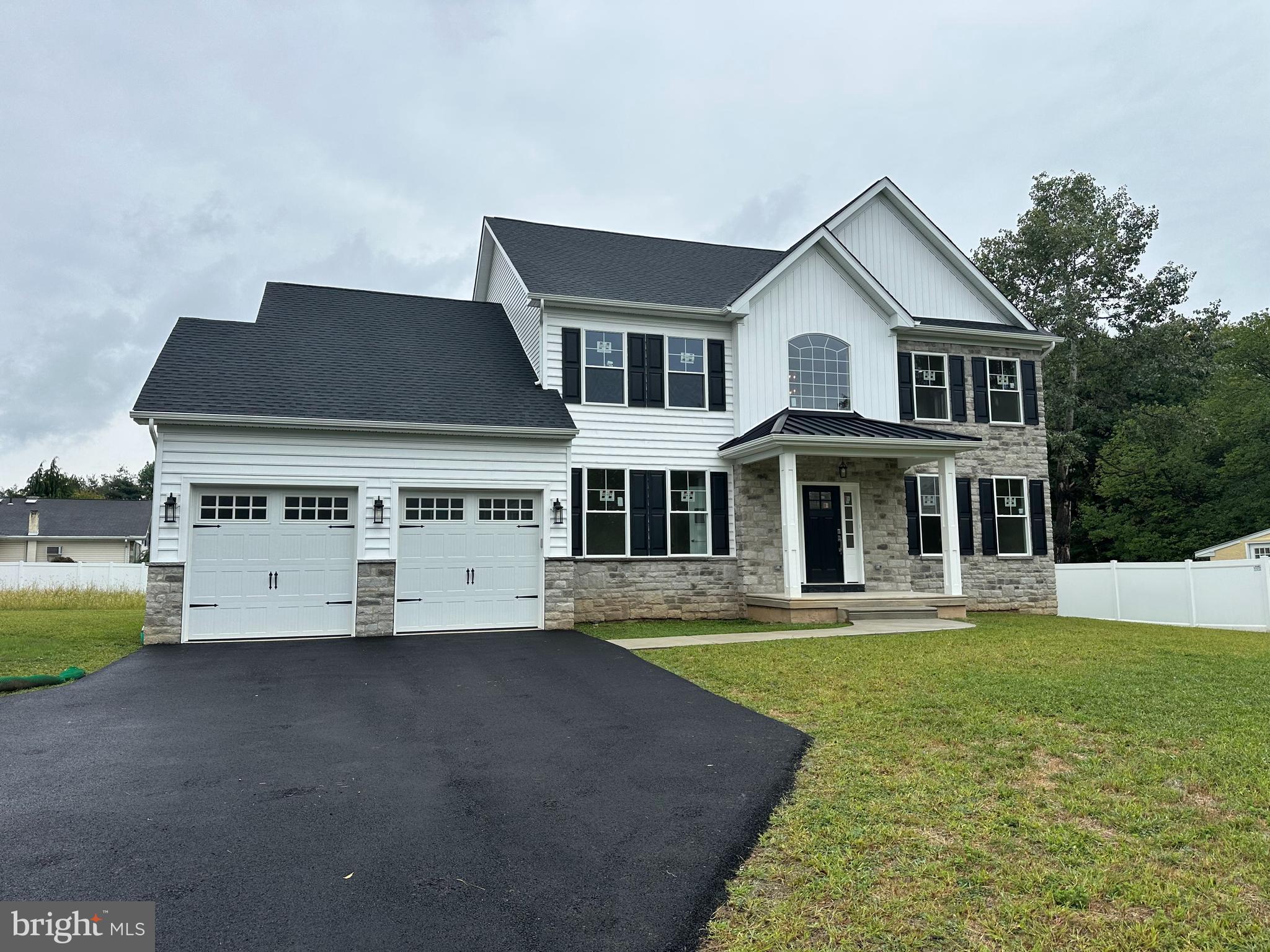 UPPER SOUTHAMPTON - Residential