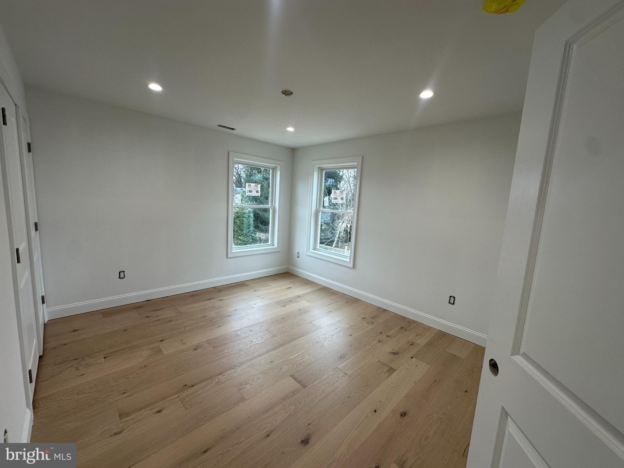UPPER SOUTHAMPTON - Residential