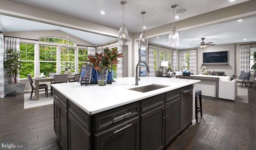 FLETCHER'S GROVE - Residential