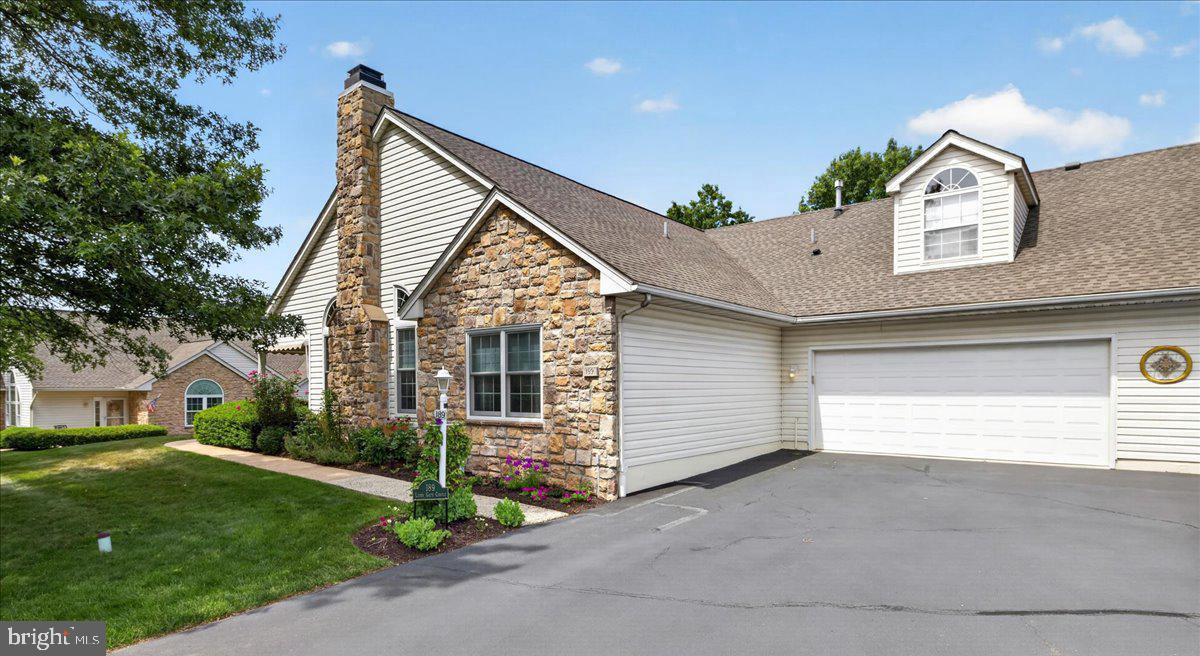 LIONSGATE - Residential