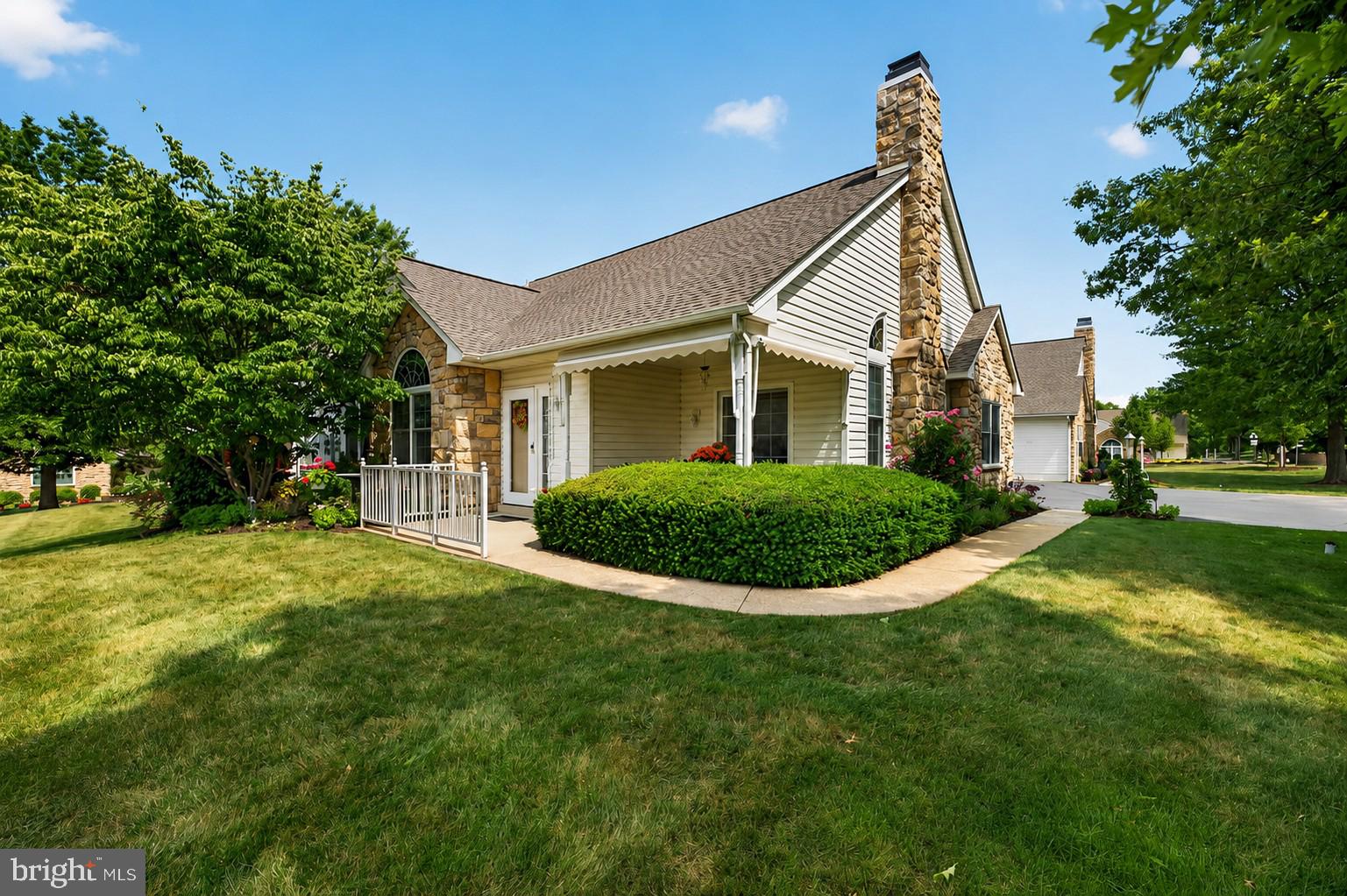 LIONSGATE - Residential