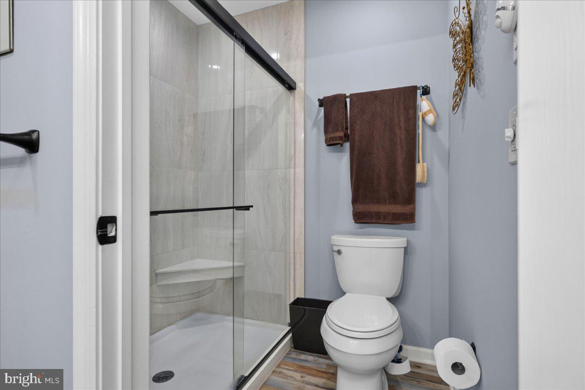 LIONSGATE - Residential