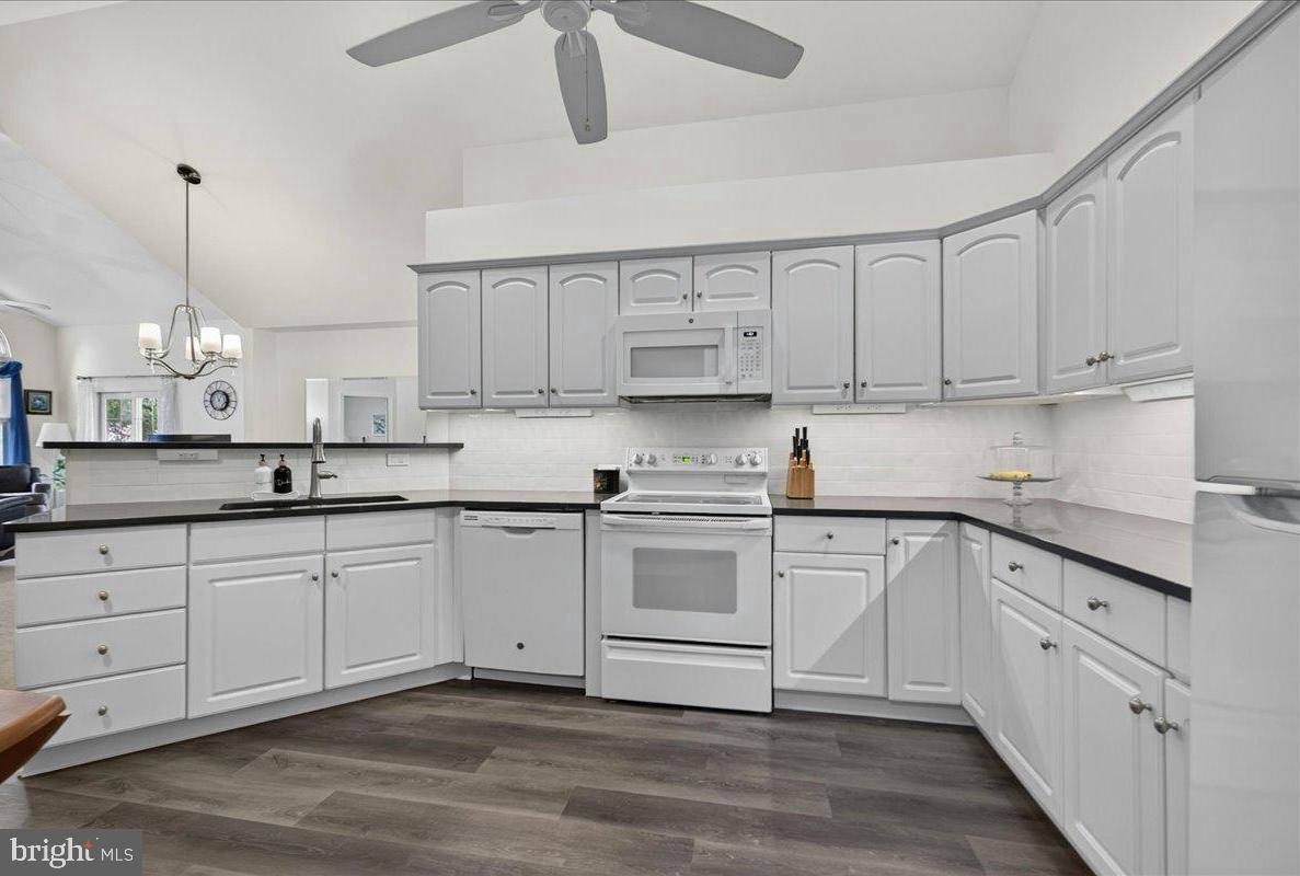 LIONSGATE - Residential