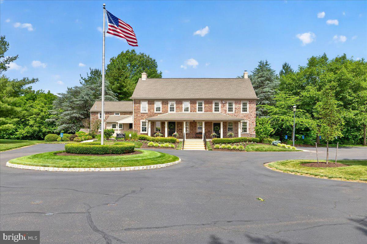 LIONSGATE - Residential