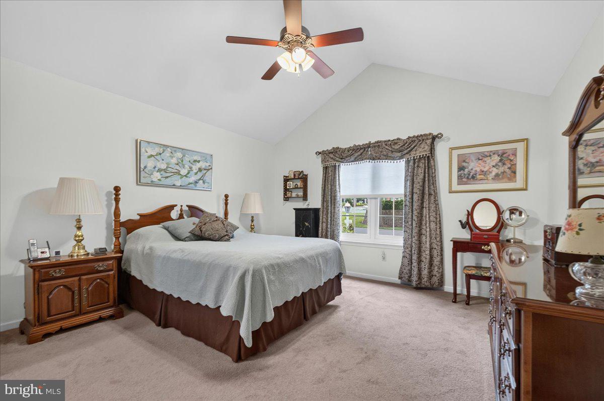 LIONSGATE - Residential