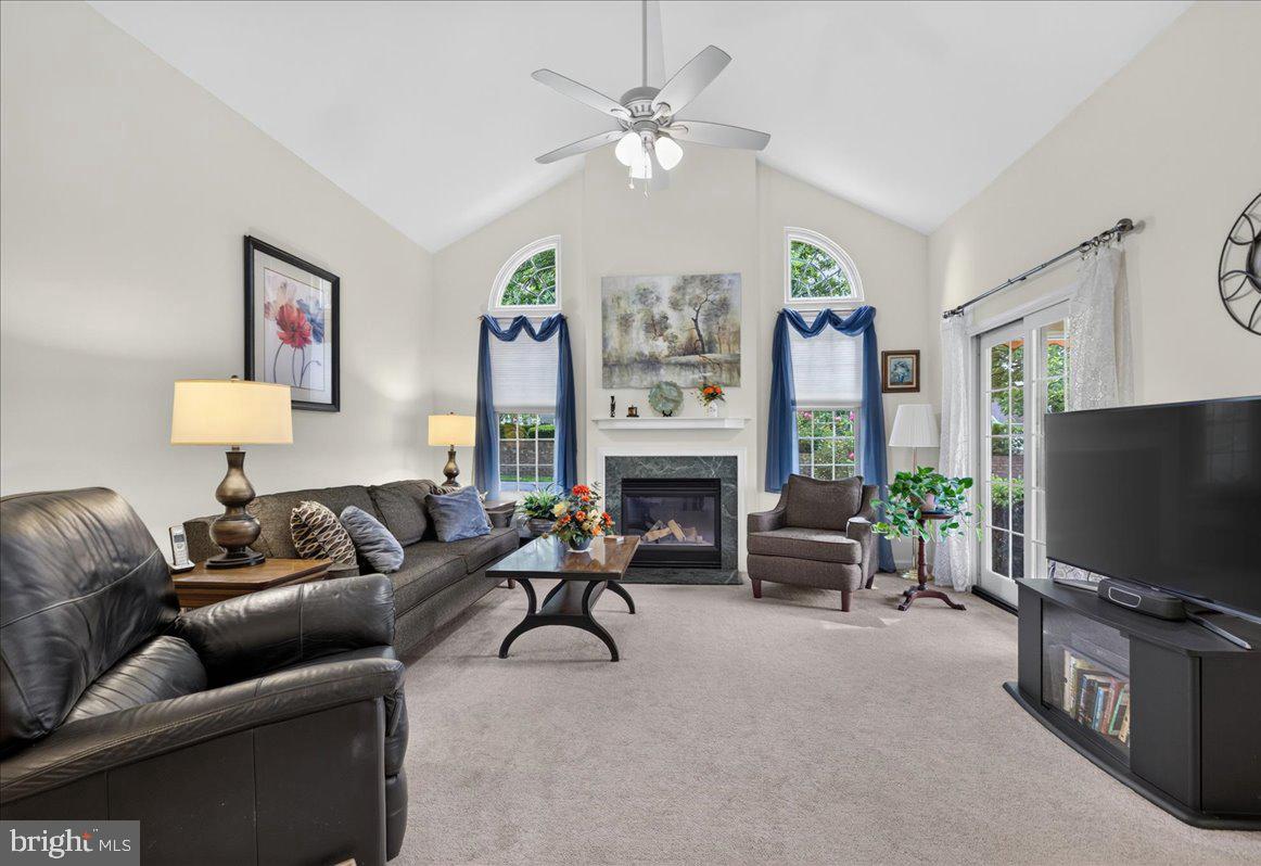 LIONSGATE - Residential