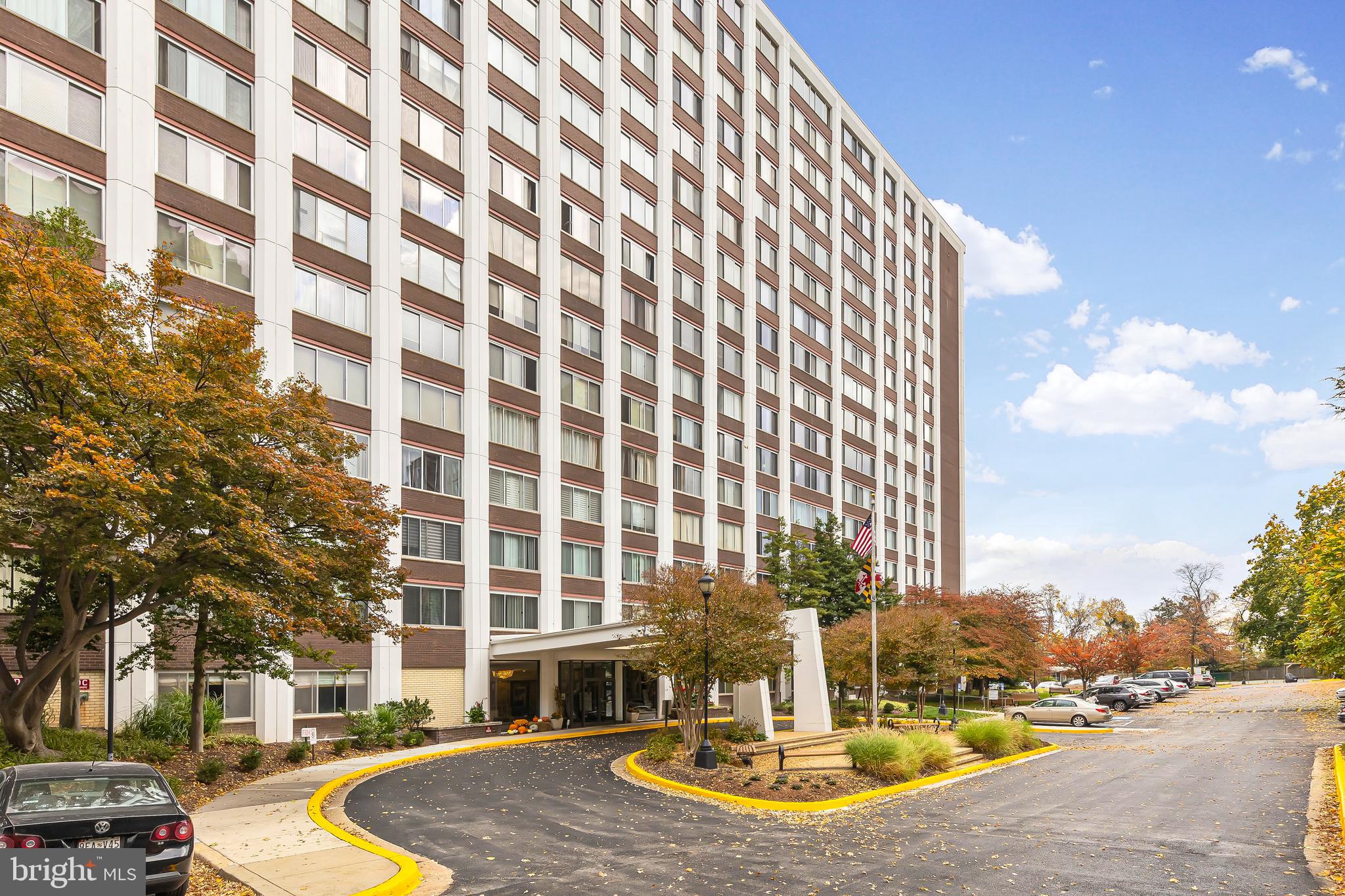 Large and bright condo on a high floor with excellent views in an amenity rich building. The unit has been freshly painted and includes brand new carpet and light fixtures. Spacious living room with a separate  dining area and large bedrooms and walk-in closets. Laundry rooms on every floor and lots of free on-site parking for residents. The Forum is a professionally managed building and includes a 24-hour front desk, lounge, fitness center, pool and tennis court. All utilities included with the condo fee. BUILDING IS APPROVED FOR VA LOANS. Central location, walking distance to the North Bethesda metro, Whole Foods and the Pike and Rose development with tons of dining, retail and entertainment options.