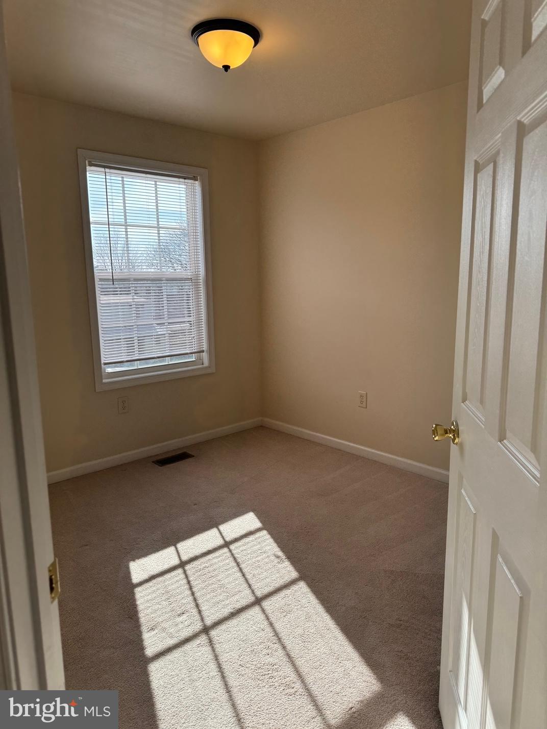 KEYSTONE MANOR - Residential Lease