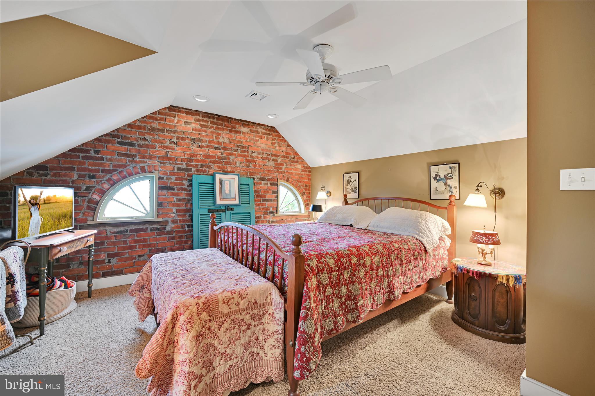NEW HOLLAND BOROUGH - Residential