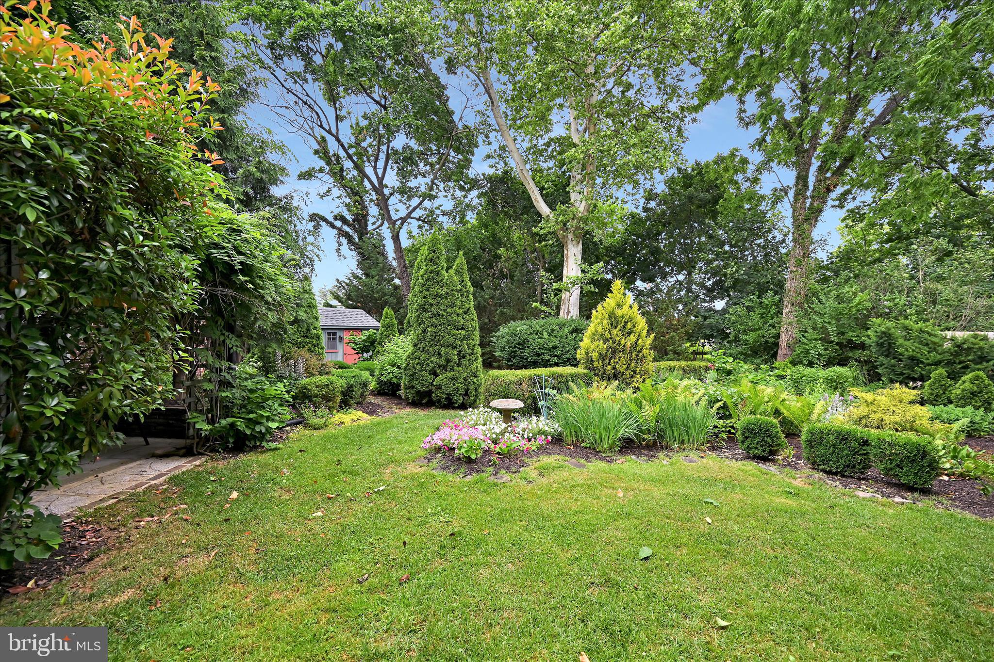 NEW HOLLAND BOROUGH - Residential