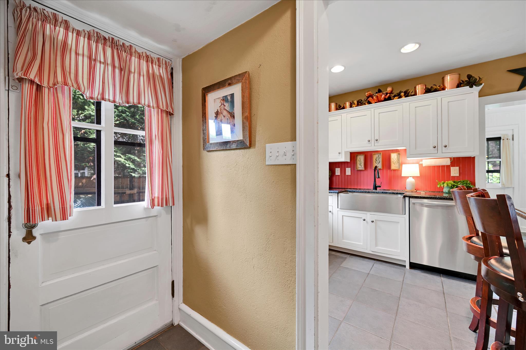NEW HOLLAND BOROUGH - Residential