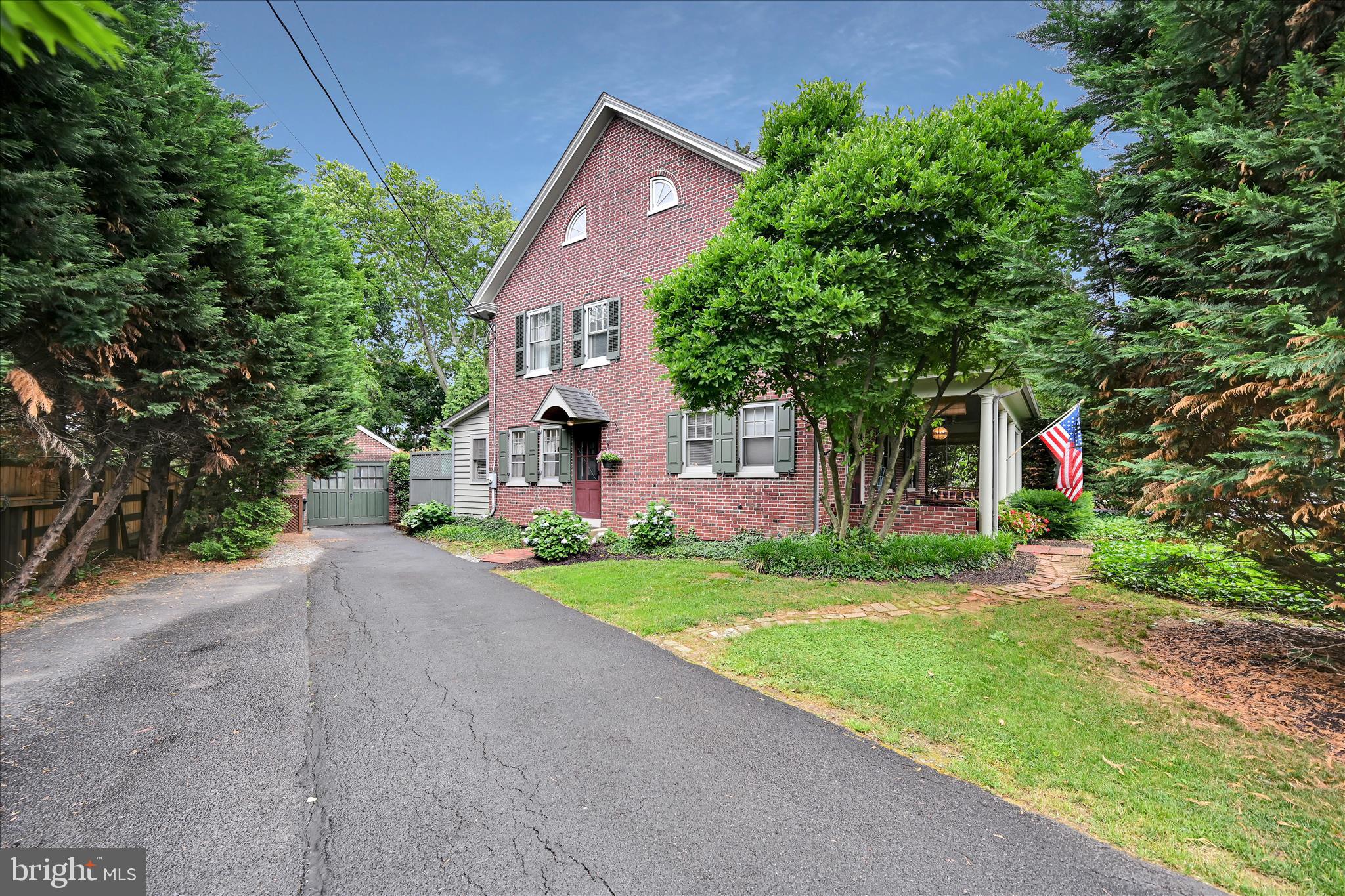 NEW HOLLAND BOROUGH - Residential