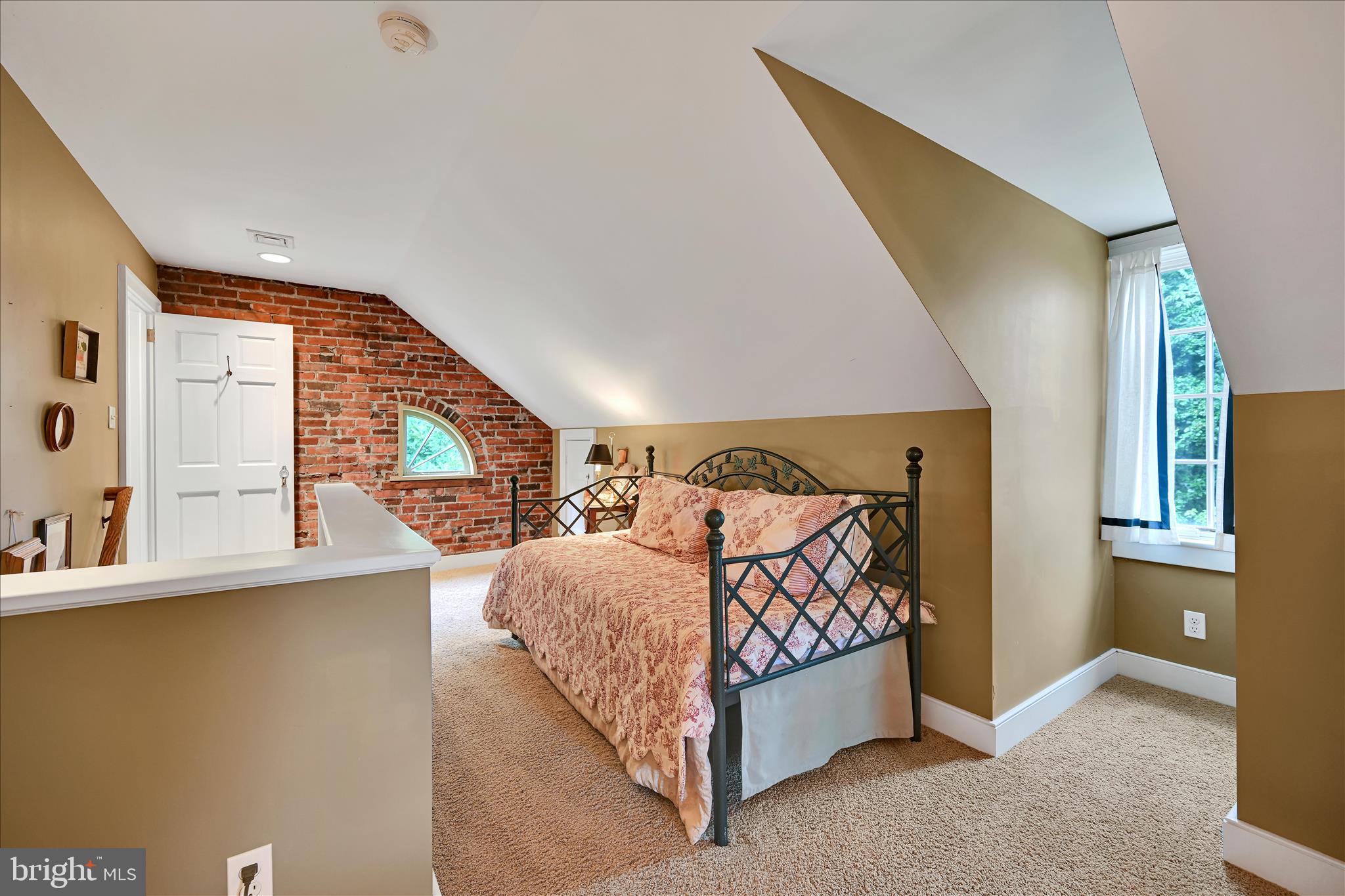 NEW HOLLAND BOROUGH - Residential