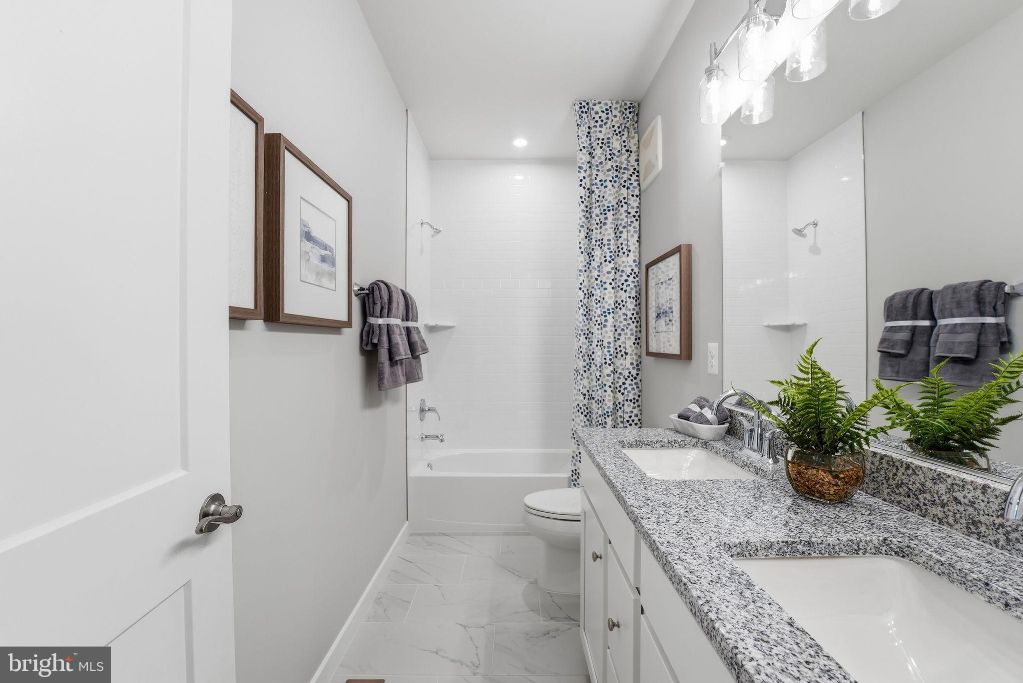 QUARTZ DISTRICT - Residential