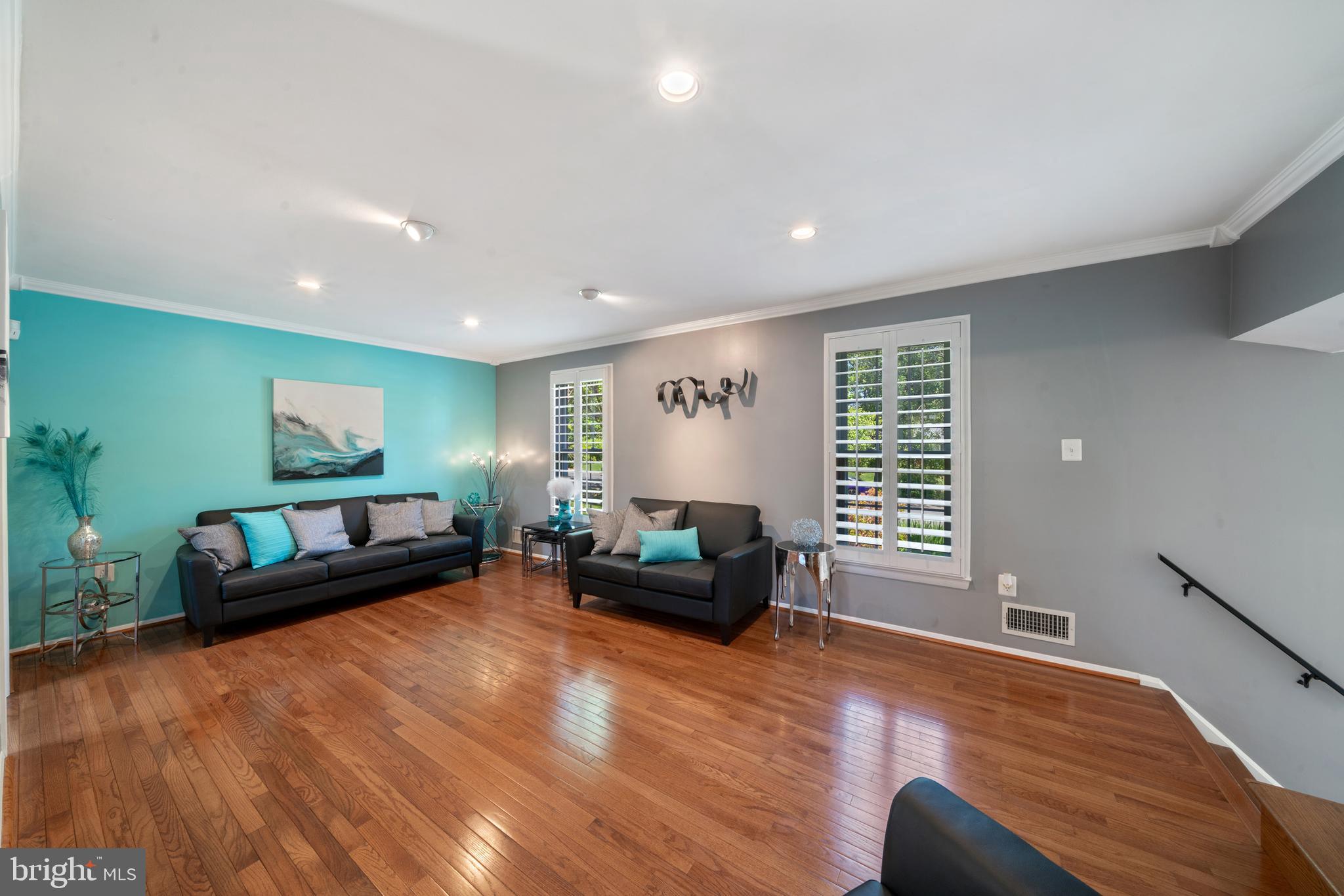 PEACHWOOD - Residential