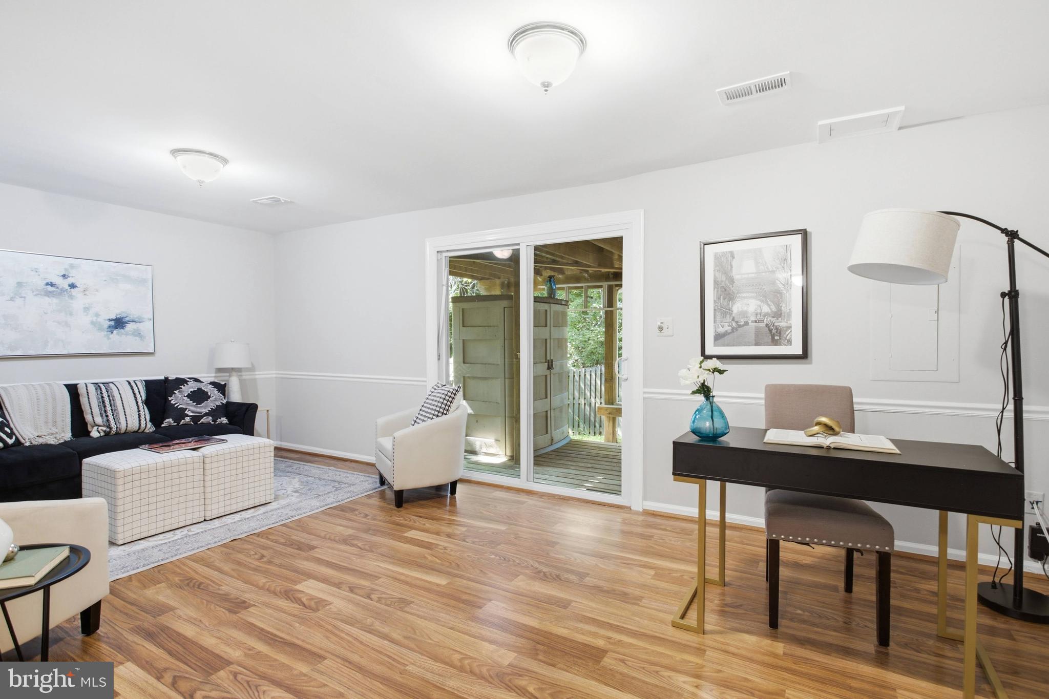 BURKE CENTRE - Residential