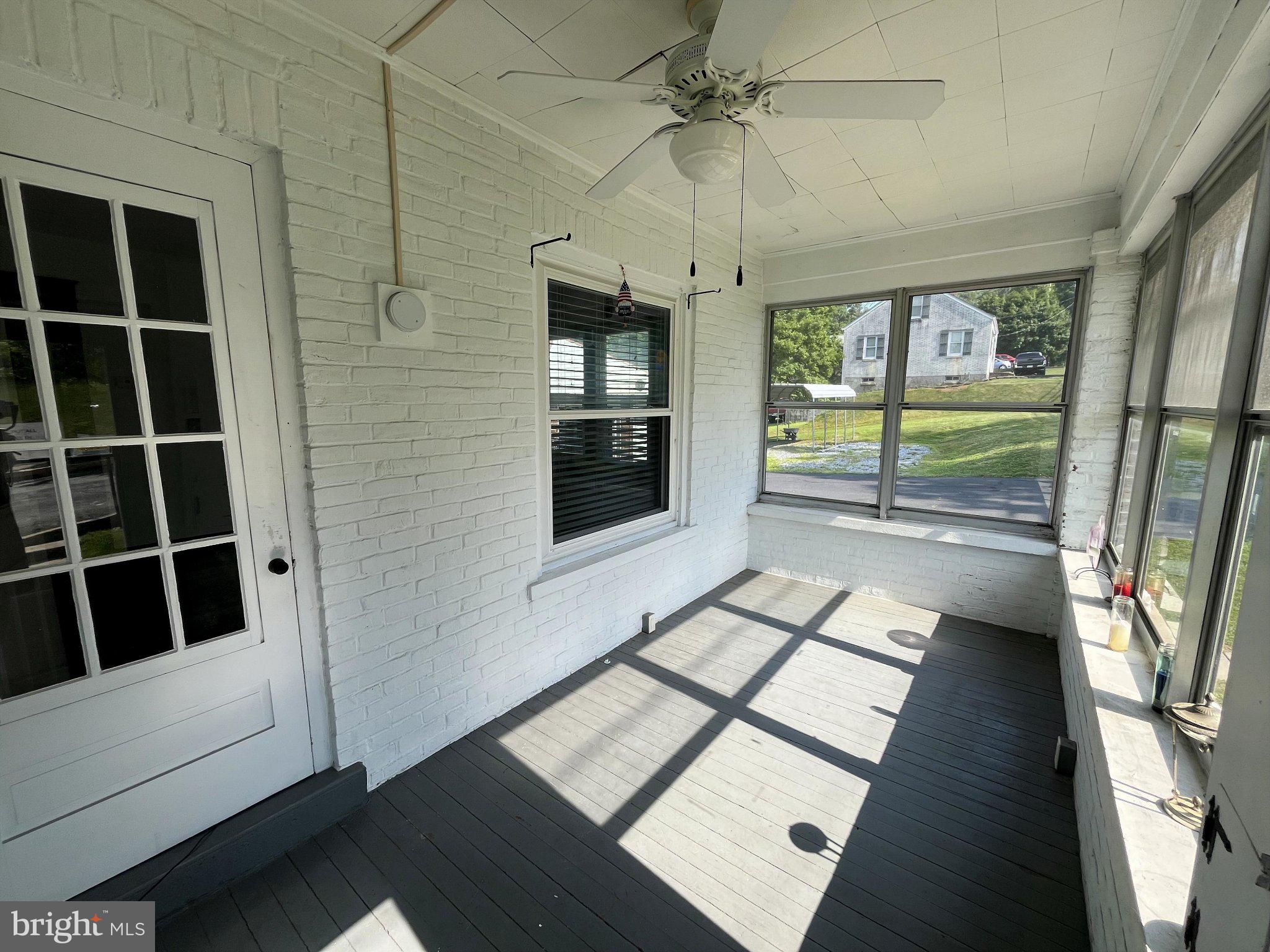EMMAUS - Residential