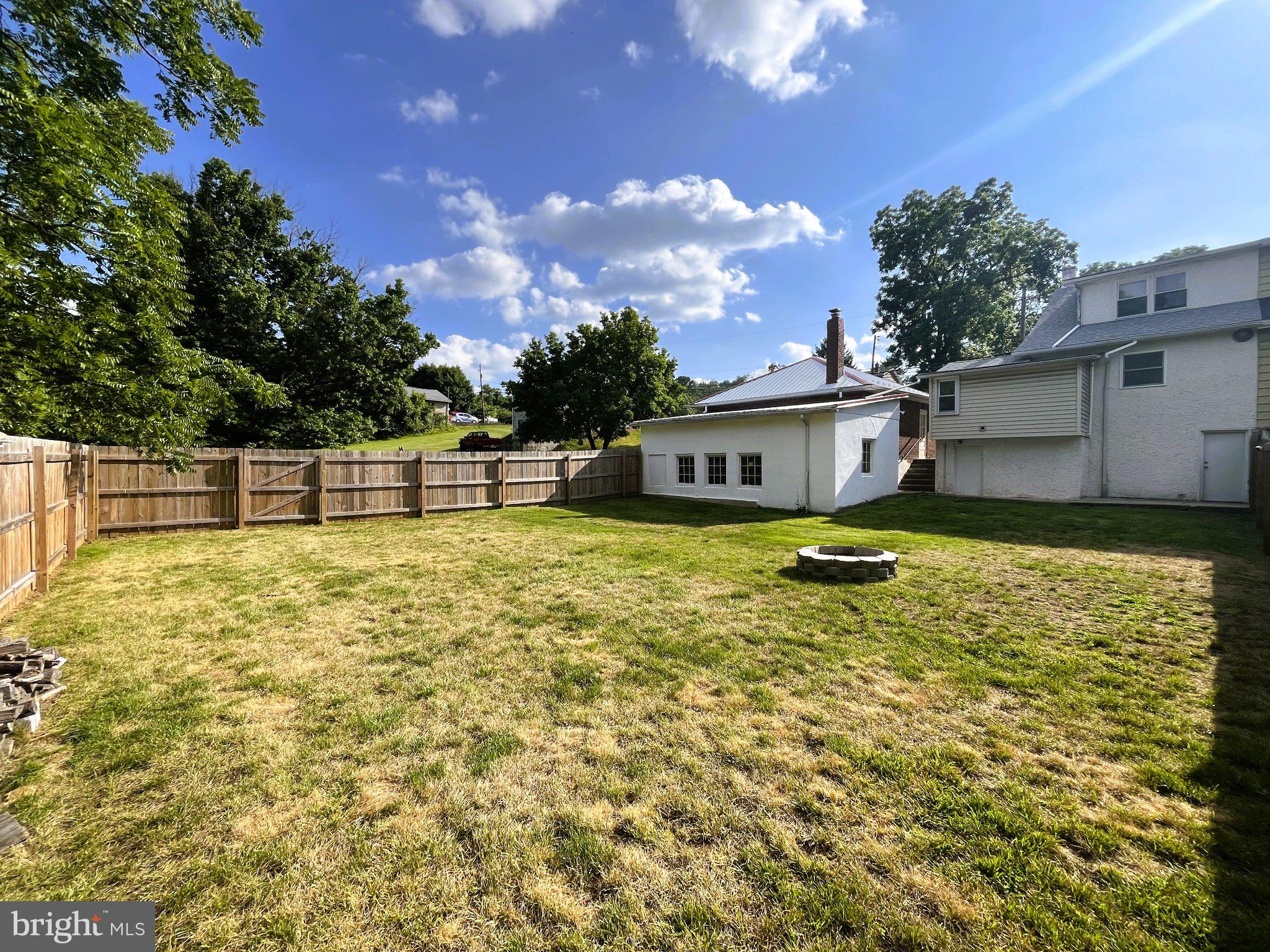 EMMAUS - Residential