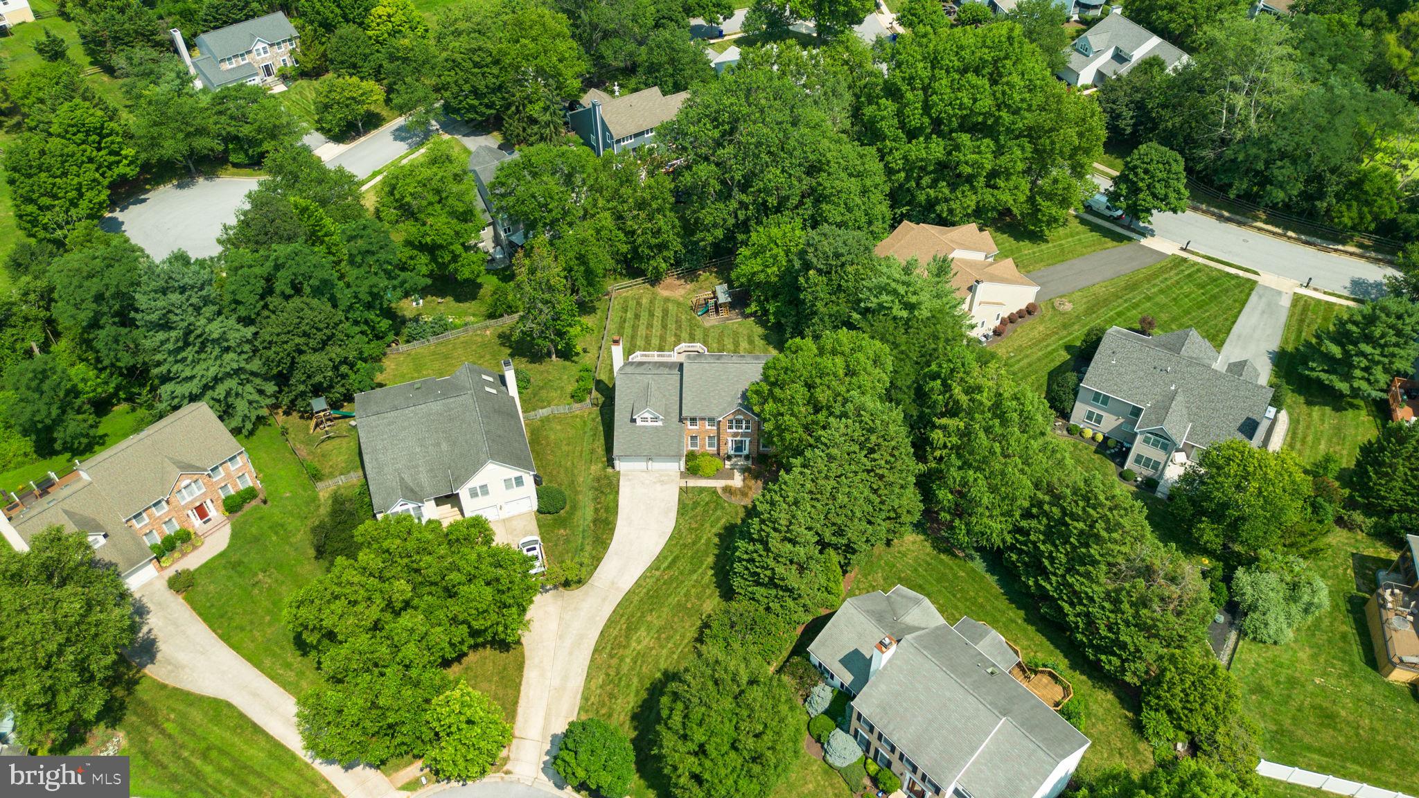 AUTUMN MANOR - Residential