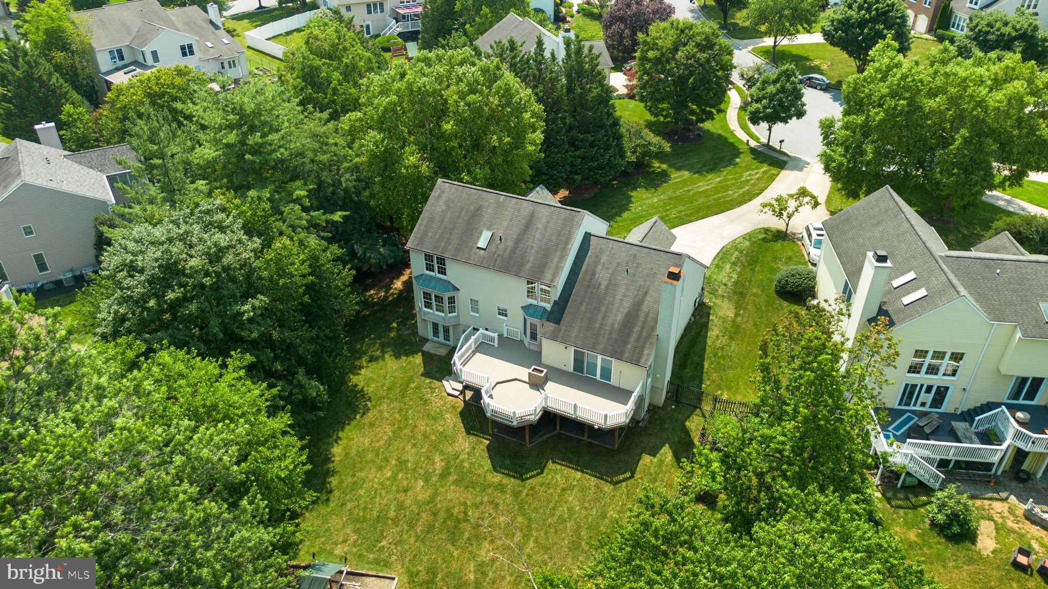 AUTUMN MANOR - Residential