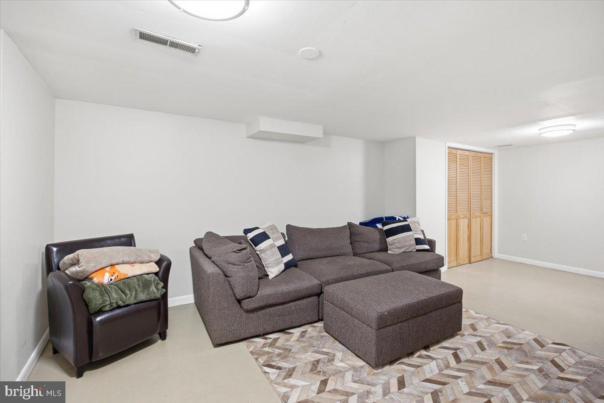 WOODLAND ESTS - Residential