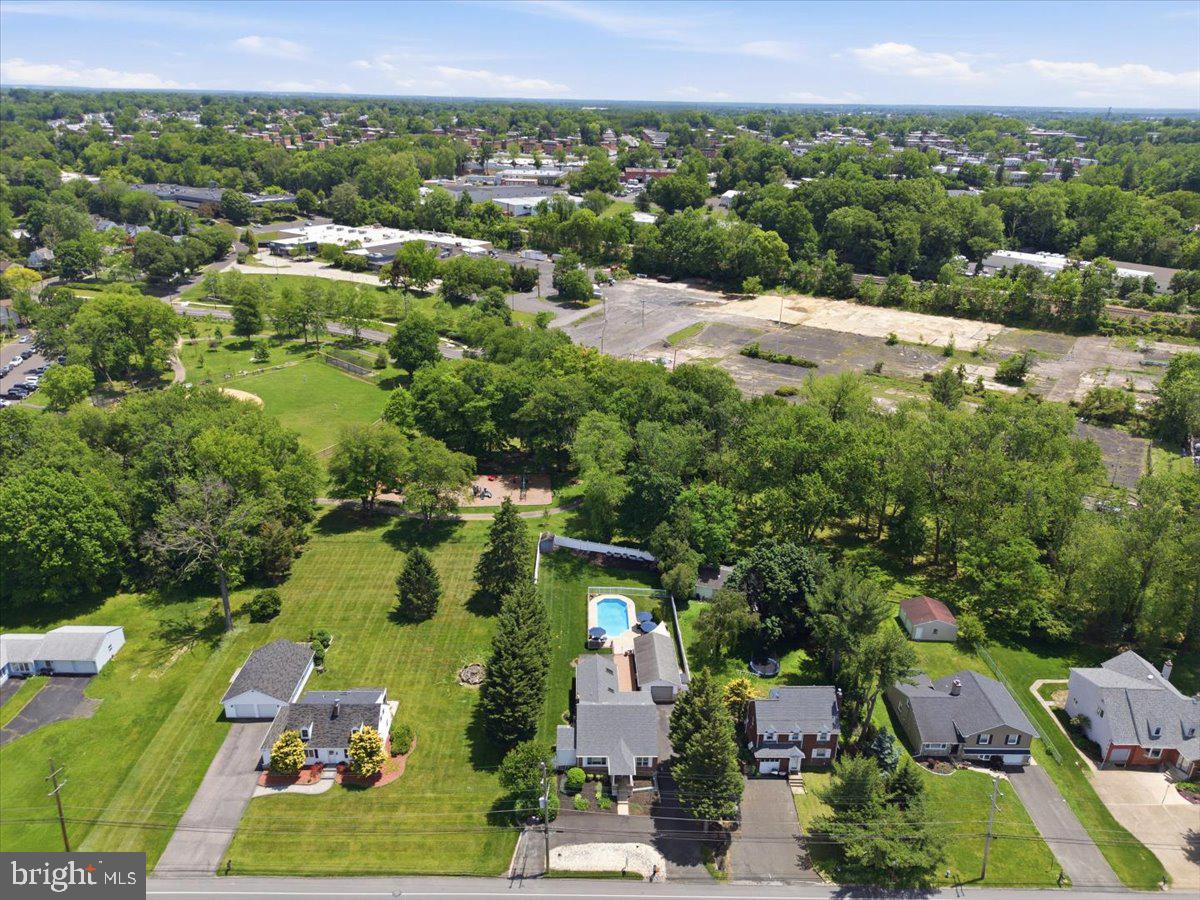 WOODLAND ESTS - Residential