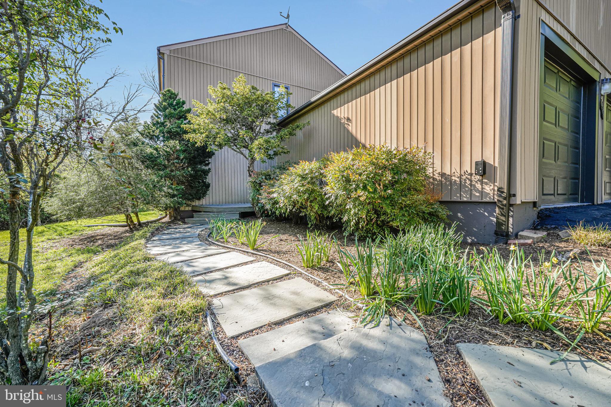 PLEASANT VALLEY - Residential