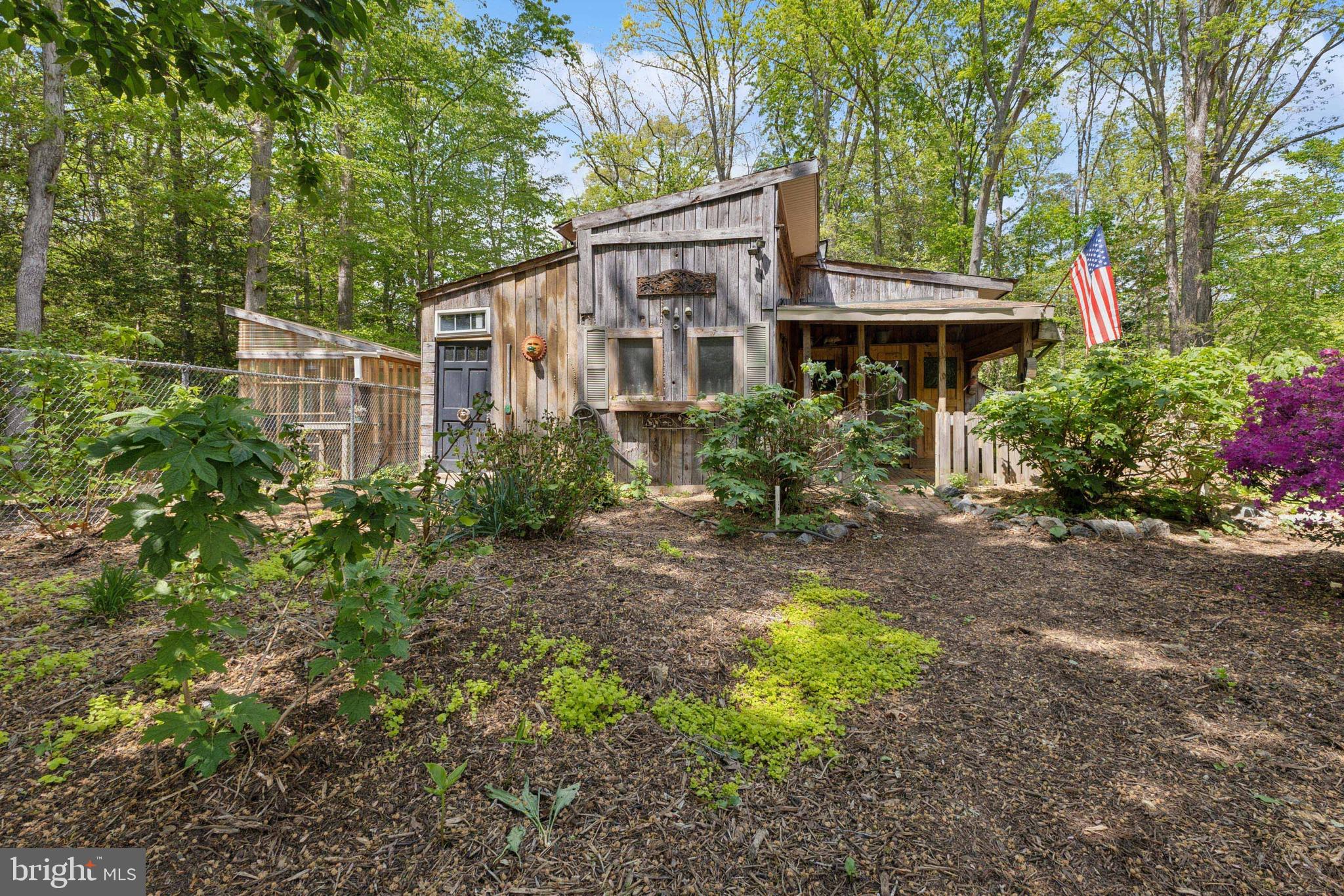 BROOKWOOD ESTATES - Residential
