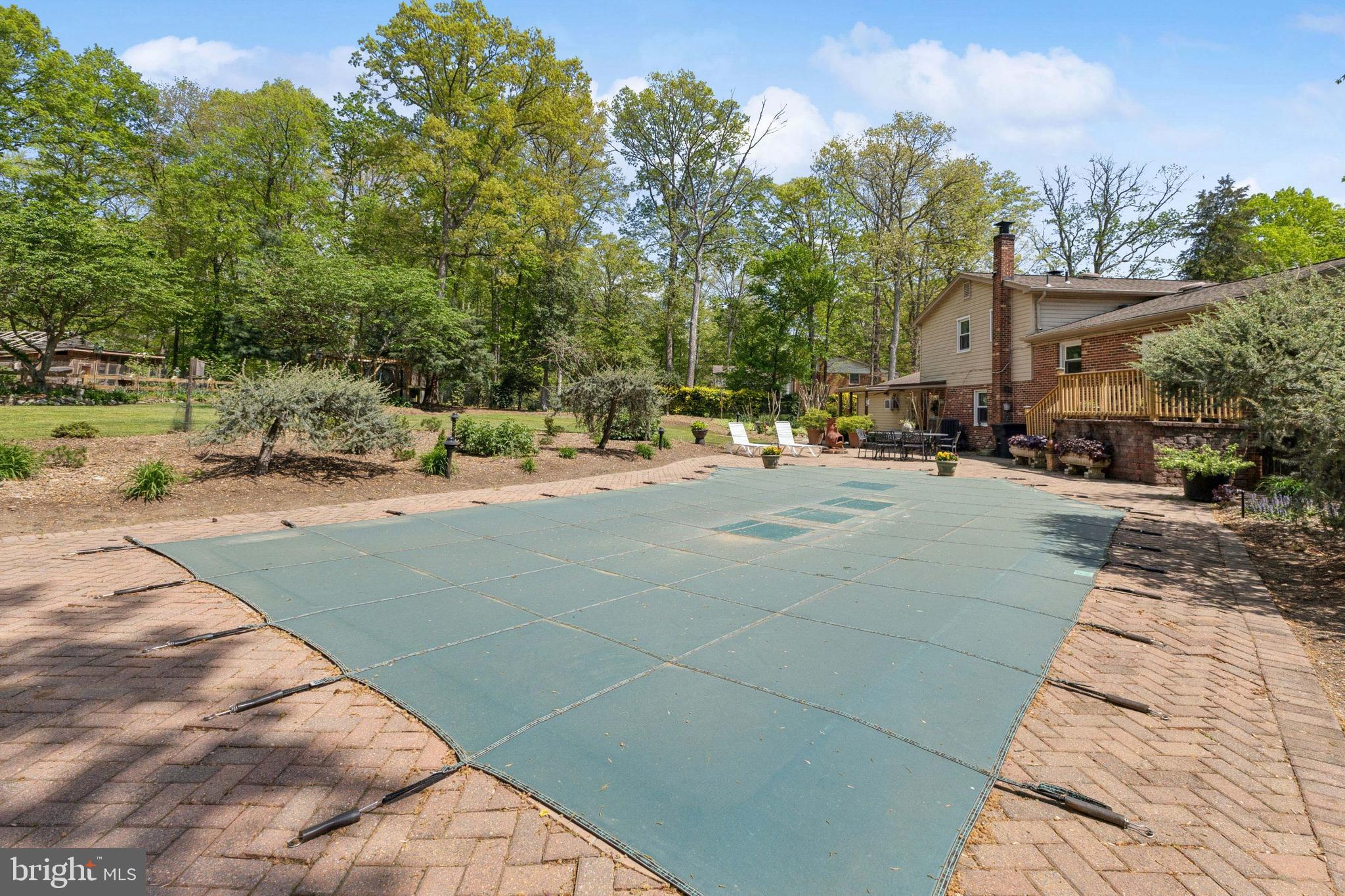 BROOKWOOD ESTATES - Residential