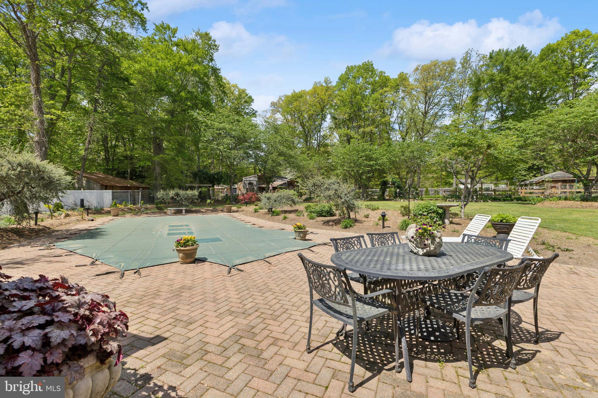 BROOKWOOD ESTATES - Residential
