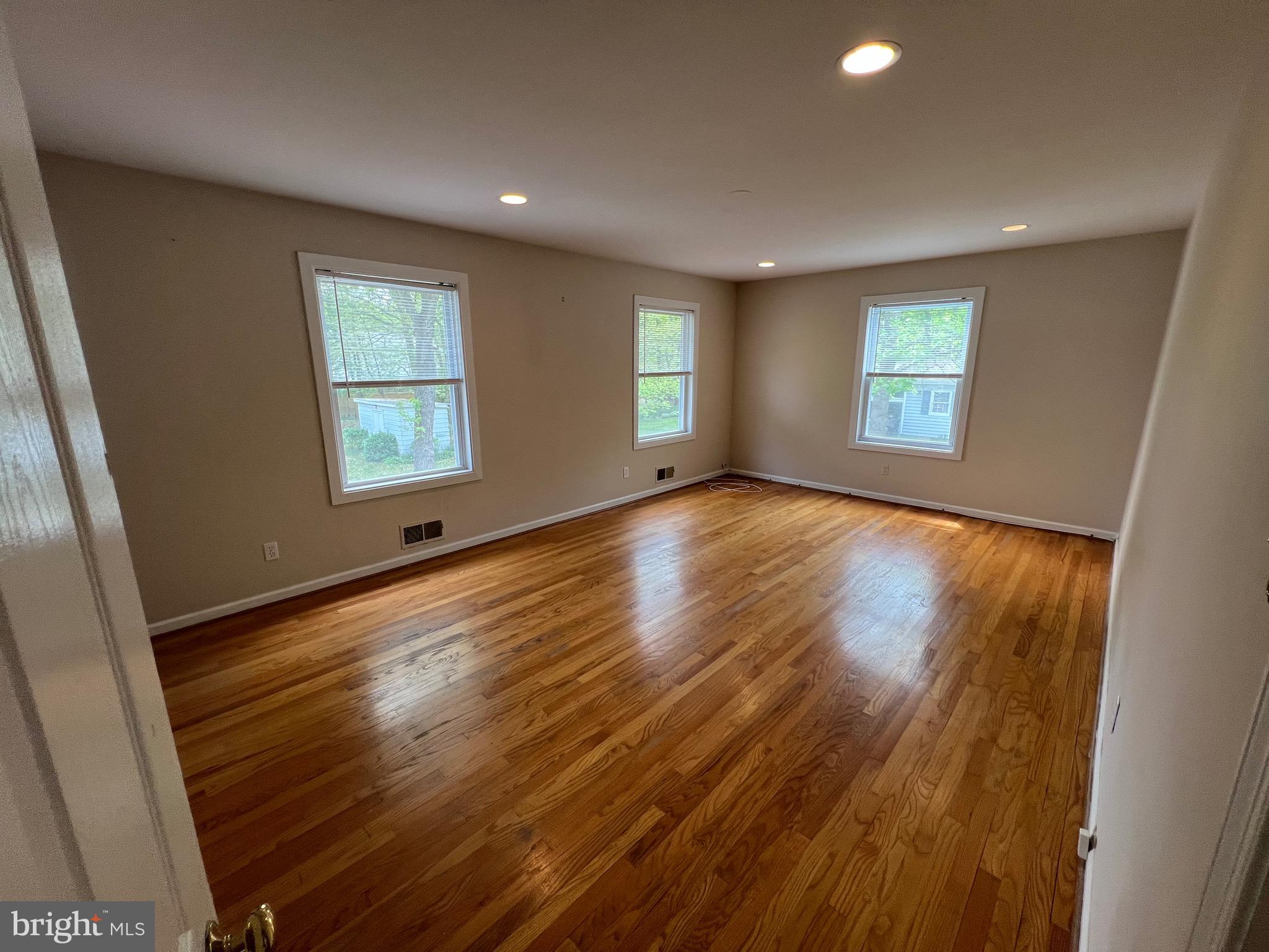 FRANCONIA HEIGHTS - Residential Lease