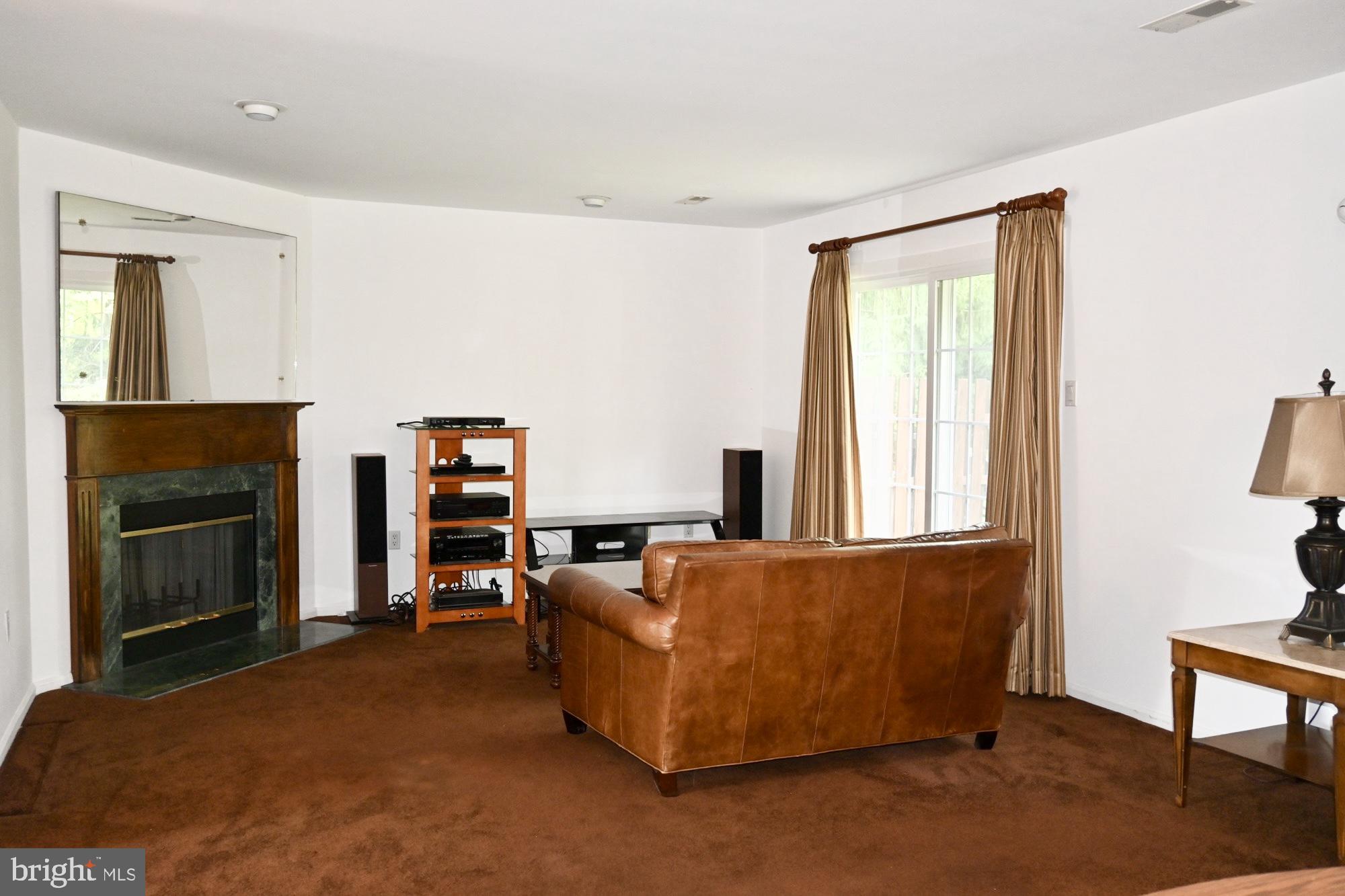 GWYNEDD POINTE - Residential