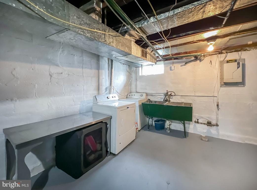 ARDSLEY - Residential