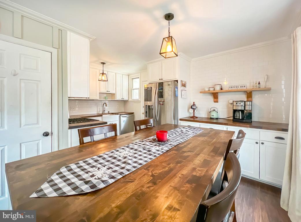 ARDSLEY - Residential