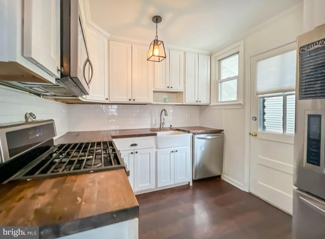 ARDSLEY - Residential