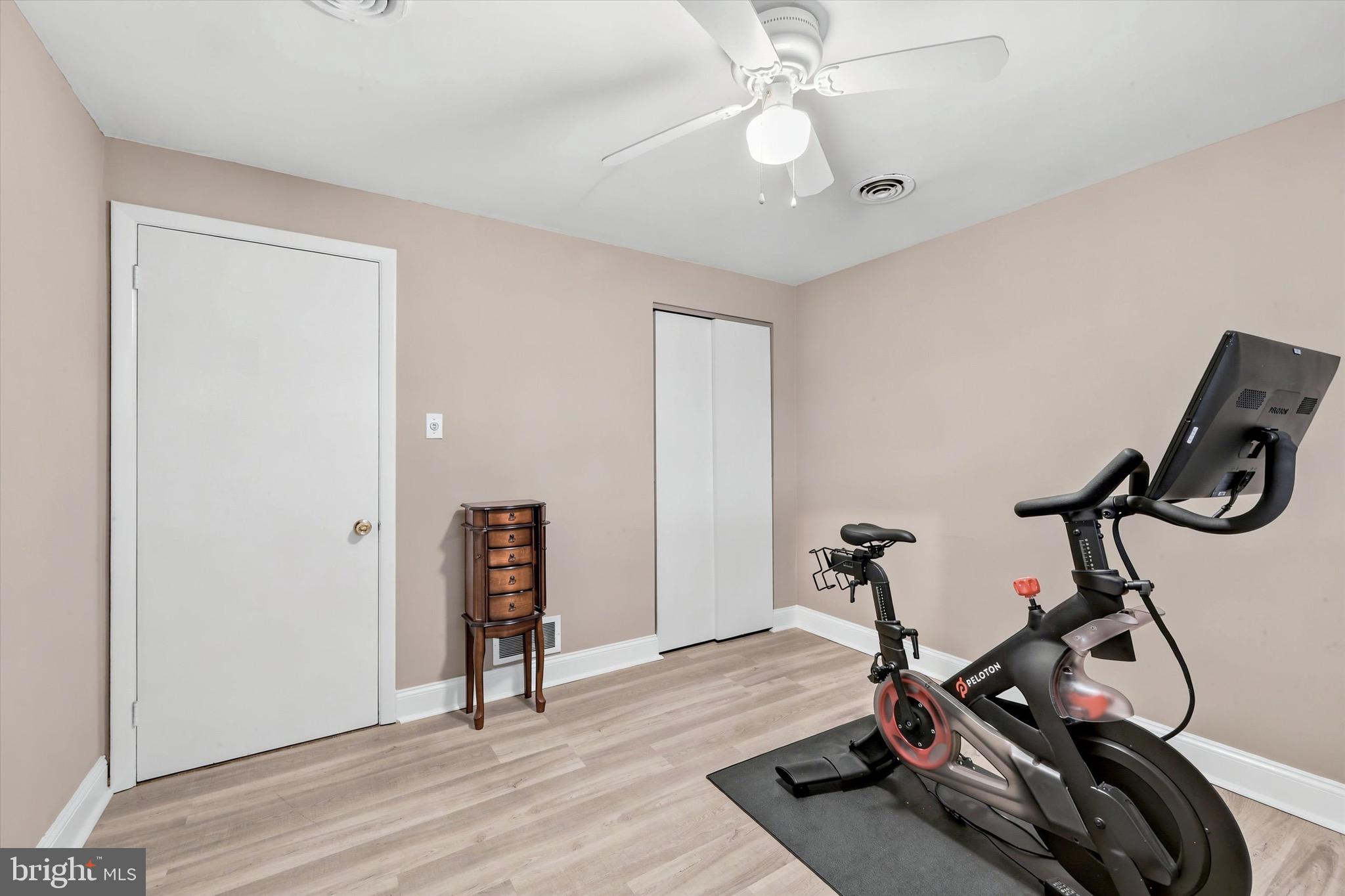 FOLSOM - Residential