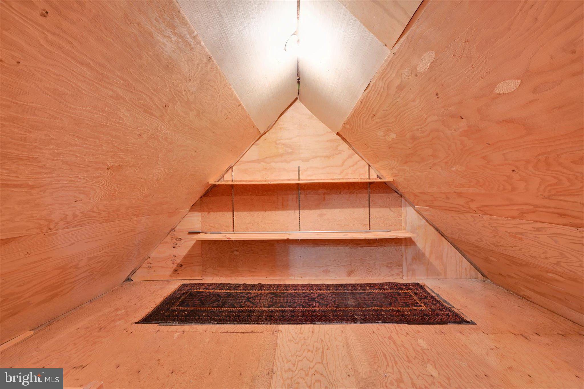 TIMBER VILLA - Residential
