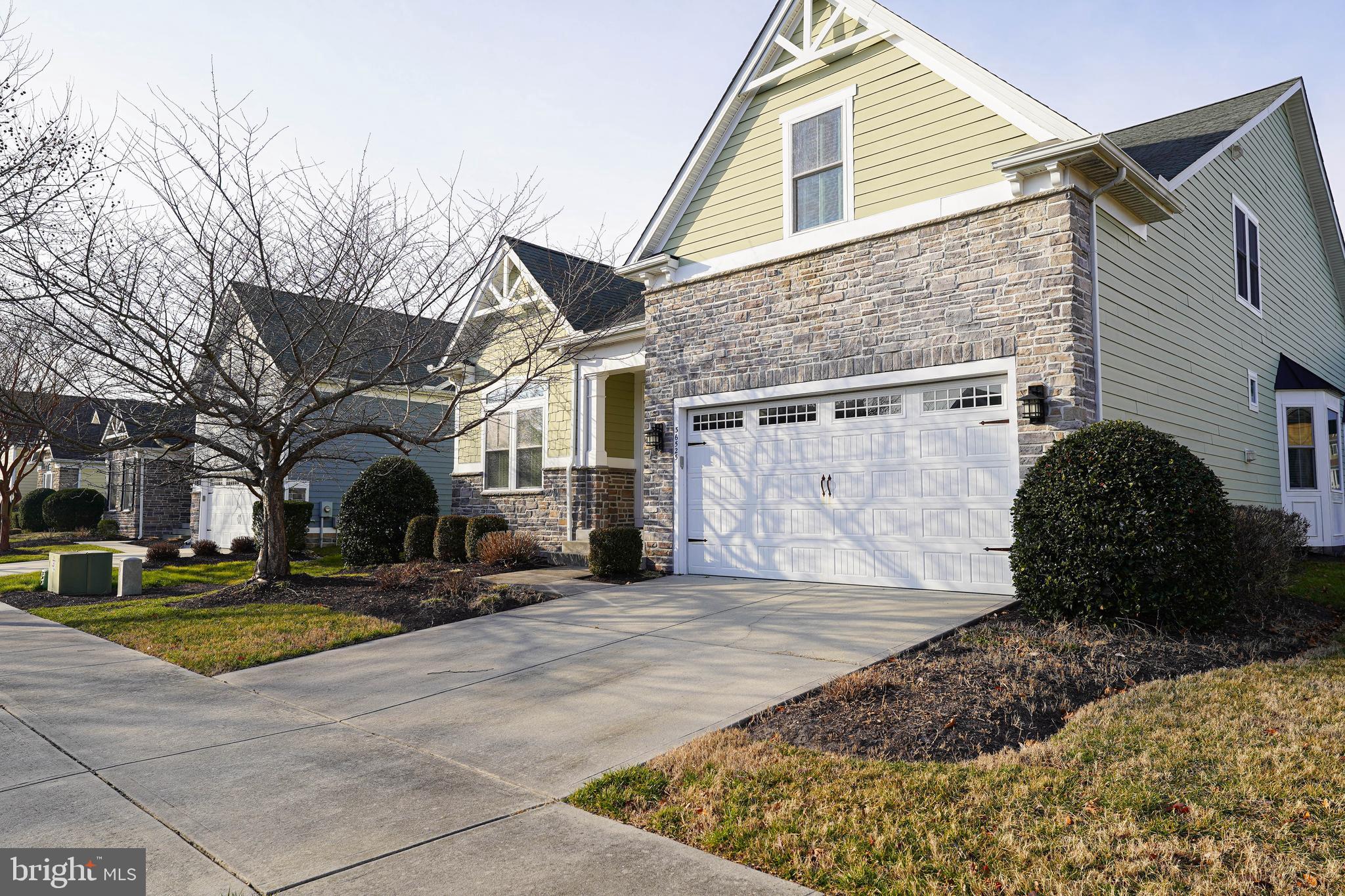 BAYSIDE - Residential