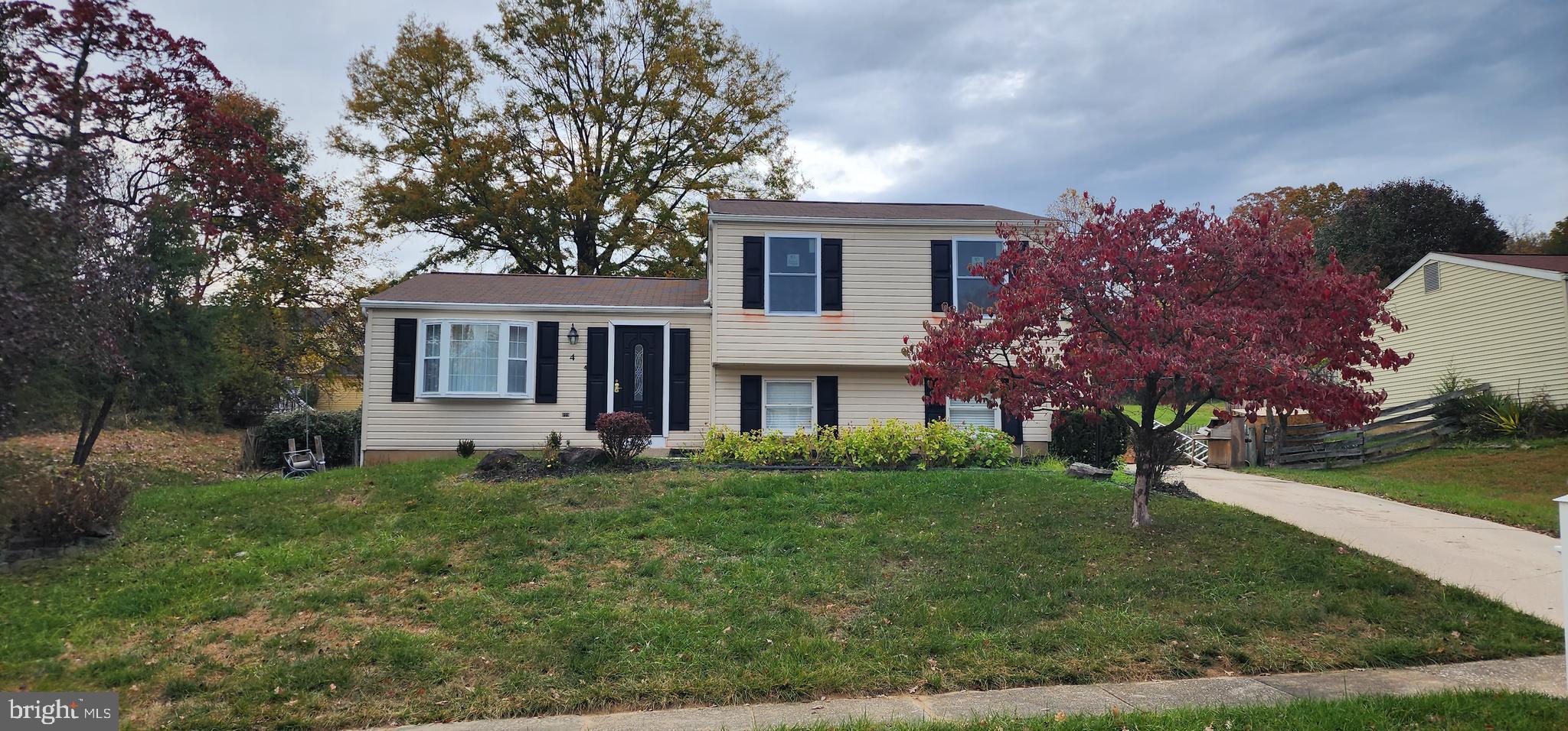 WOODBRIDGE VALLEY - Residential Lease